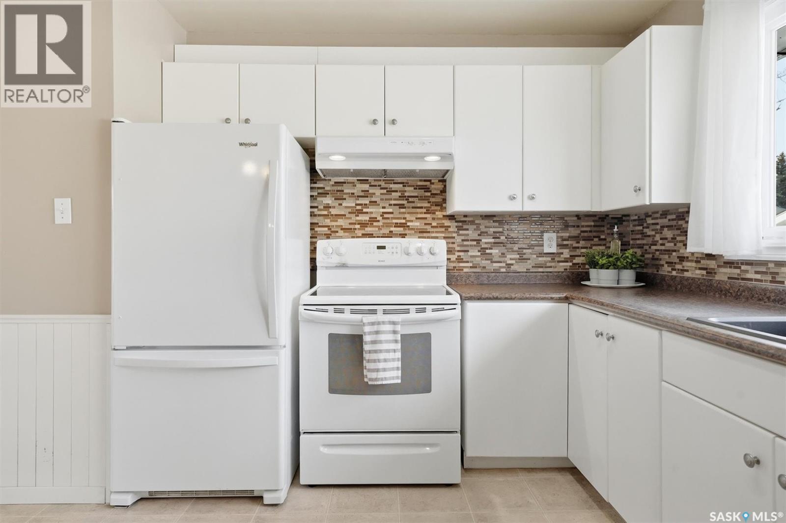 17 Malta Crescent, Saskatoon, Saskatchewan  S7L 3V9 - Photo 11 - SK032358