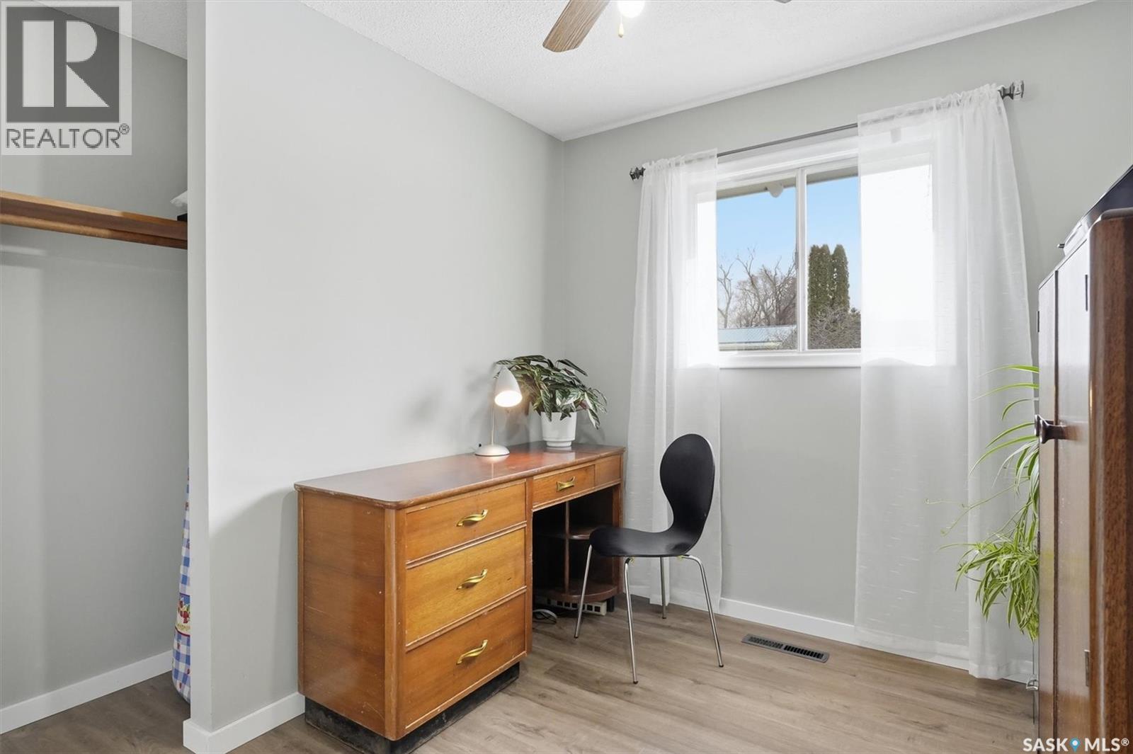 17 Malta Crescent, Saskatoon, Saskatchewan  S7L 3V9 - Photo 21 - SK032358