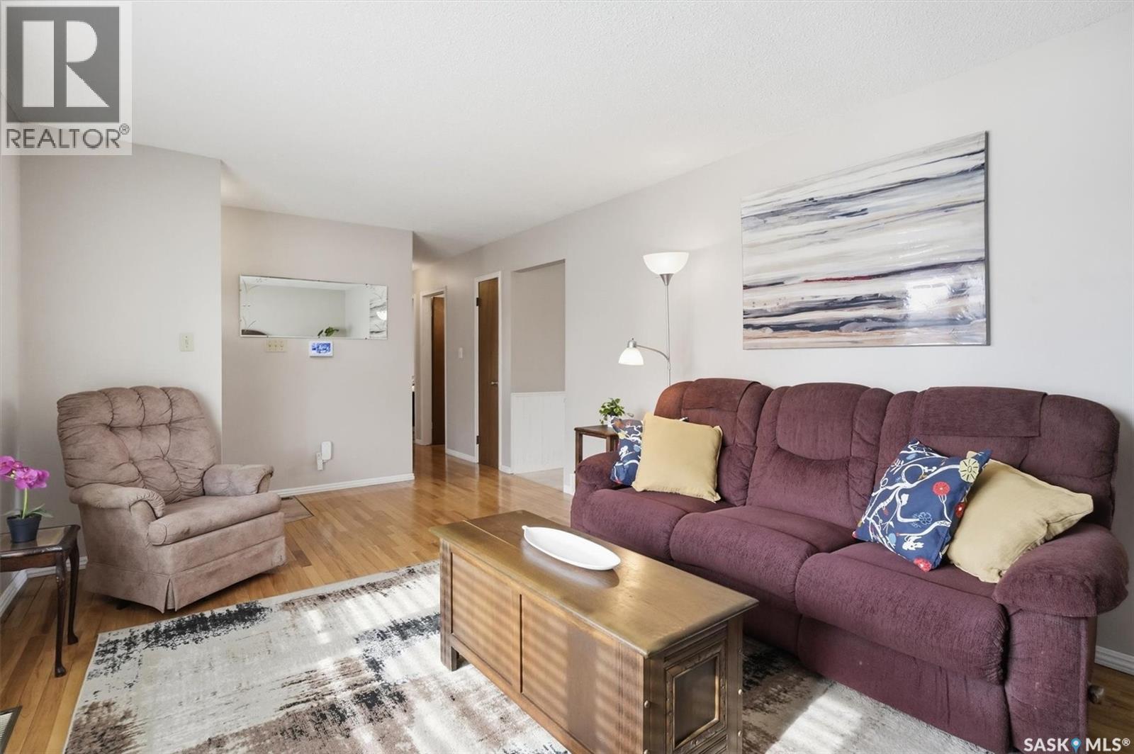 17 Malta Crescent, Saskatoon, Saskatchewan  S7L 3V9 - Photo 5 - SK032358