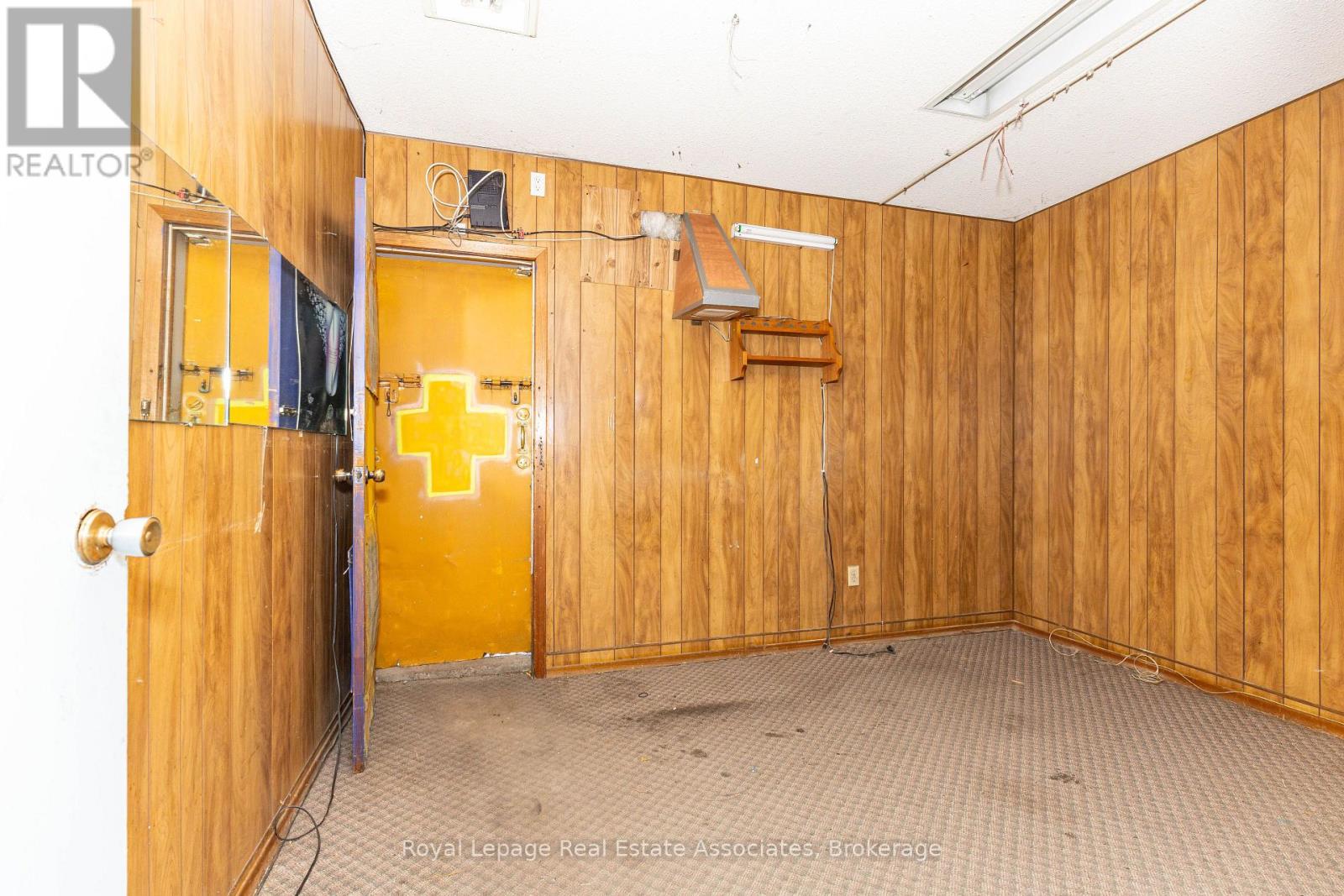654 Bloor Street W, Toronto, Ontario  M6G 1K9 - Photo 16 - C12976326
