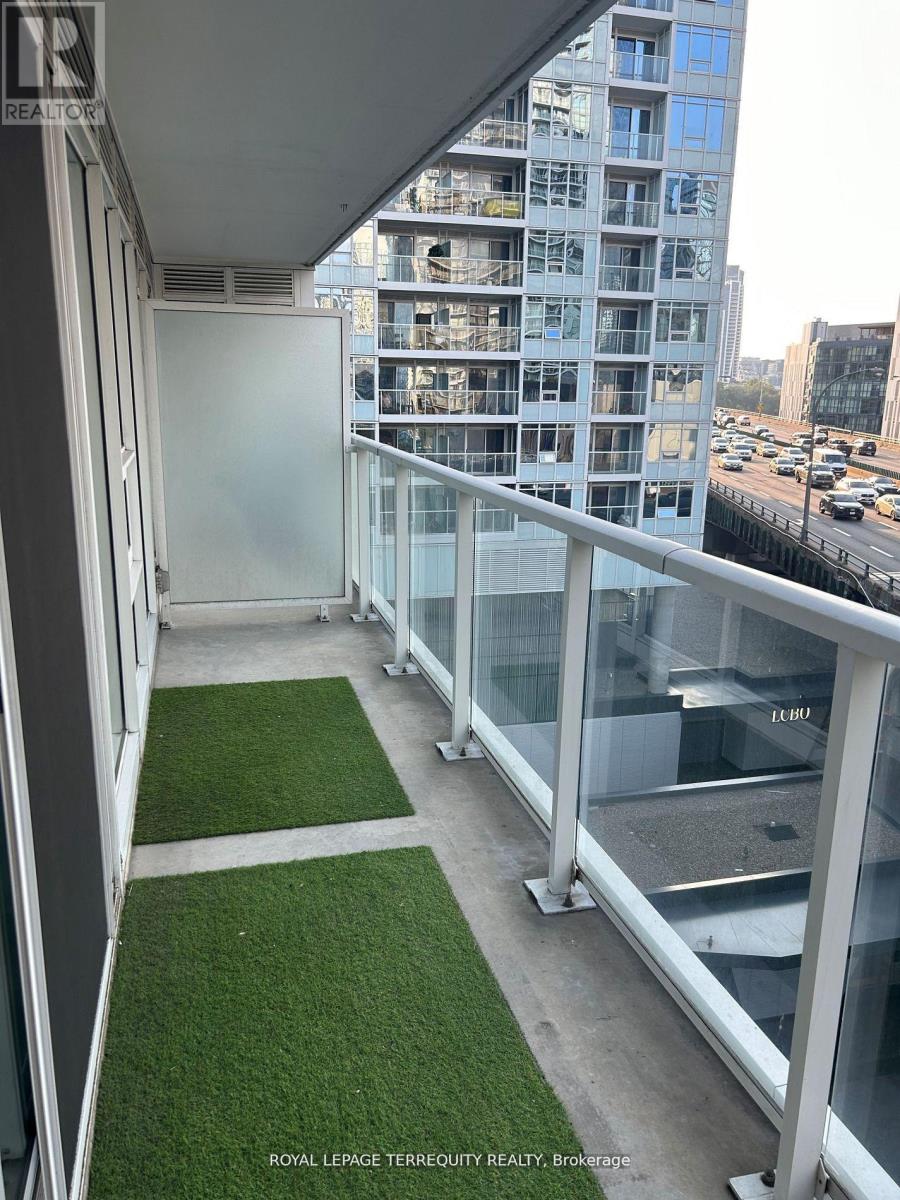 807 - 17 Bathurst Street, Toronto, Ontario  M5V 0N1 - Photo 12 - C12976330