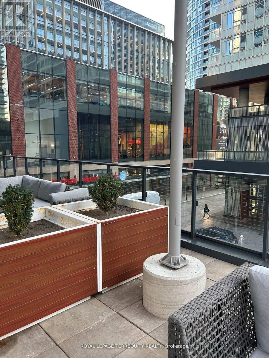 807 - 17 Bathurst Street, Toronto, Ontario  M5V 0N1 - Photo 15 - C12976330