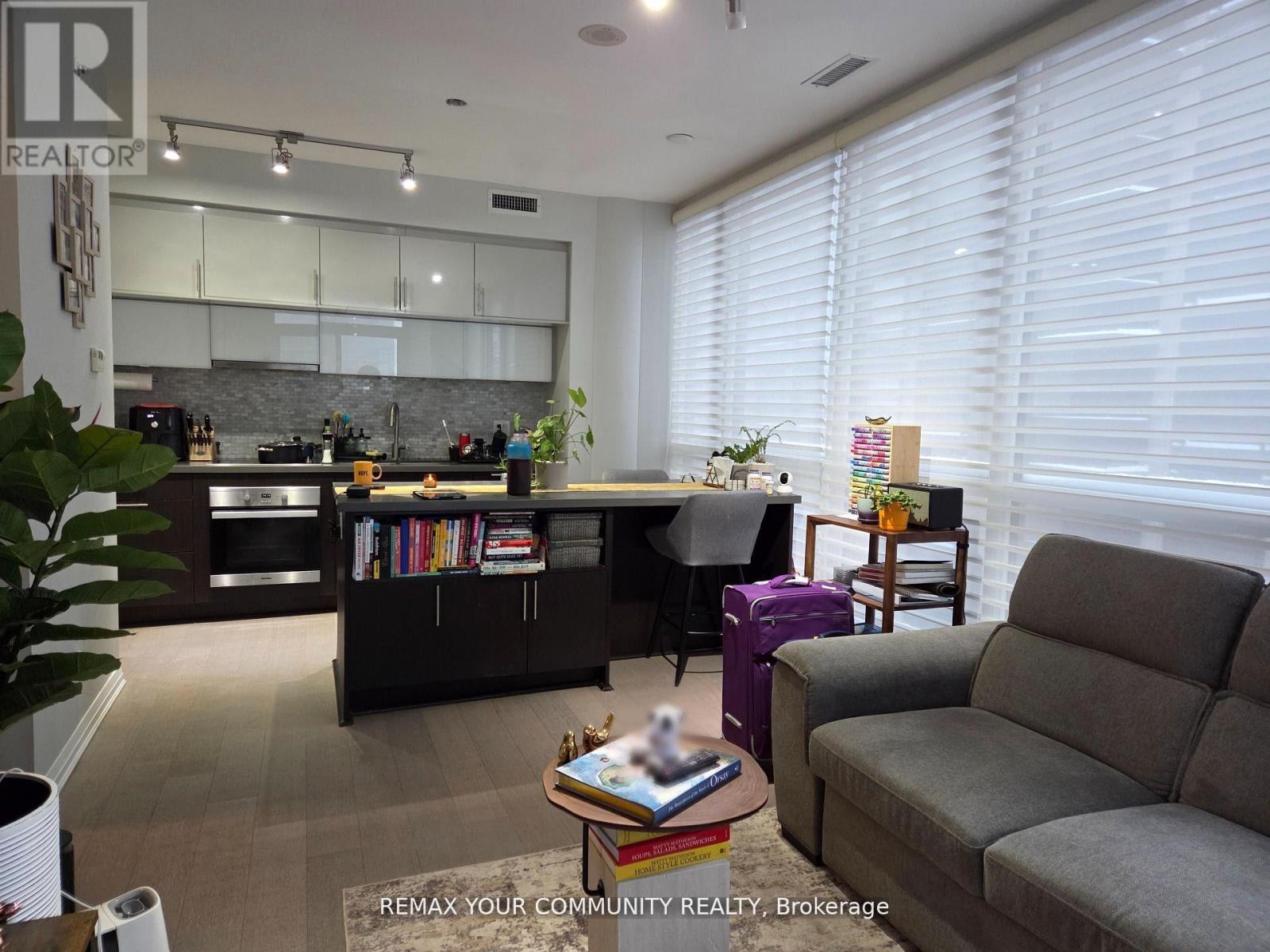 1208 - 8 MERCER STREET, Toronto, Ontario