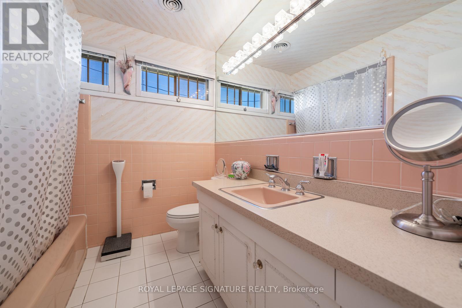 66 Carscadden Drive, Toronto, Ontario  M2R 2A9 - Photo 20 - C12976378