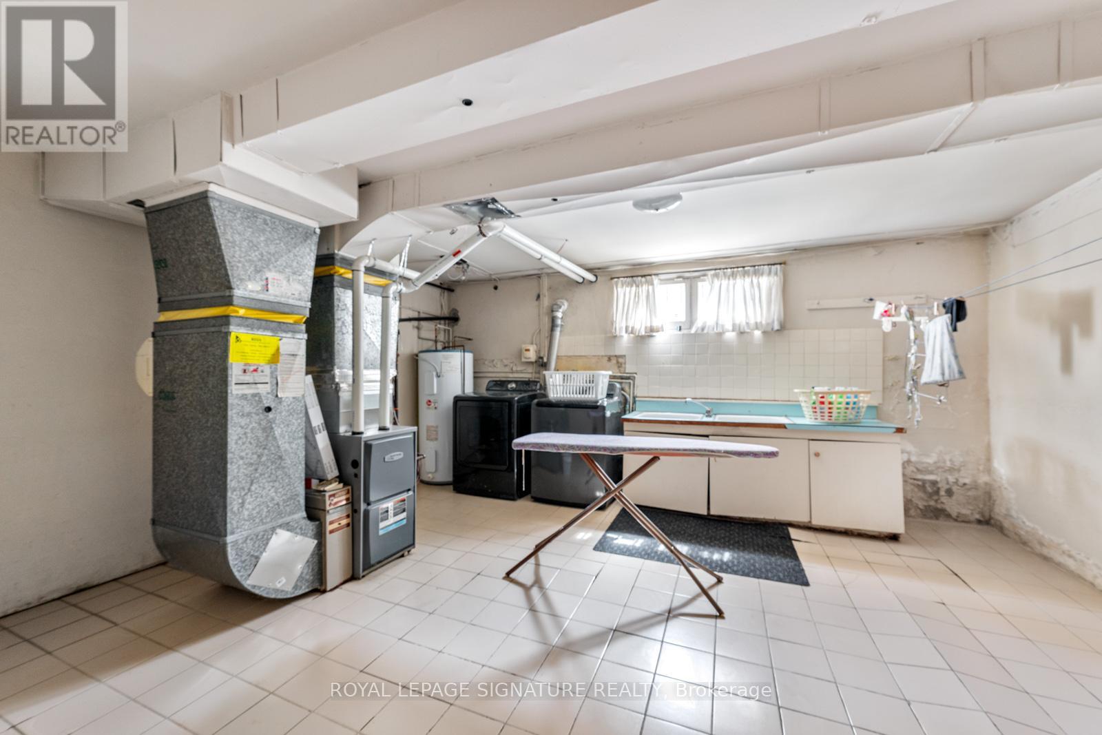 66 Carscadden Drive, Toronto, Ontario  M2R 2A9 - Photo 31 - C12976378