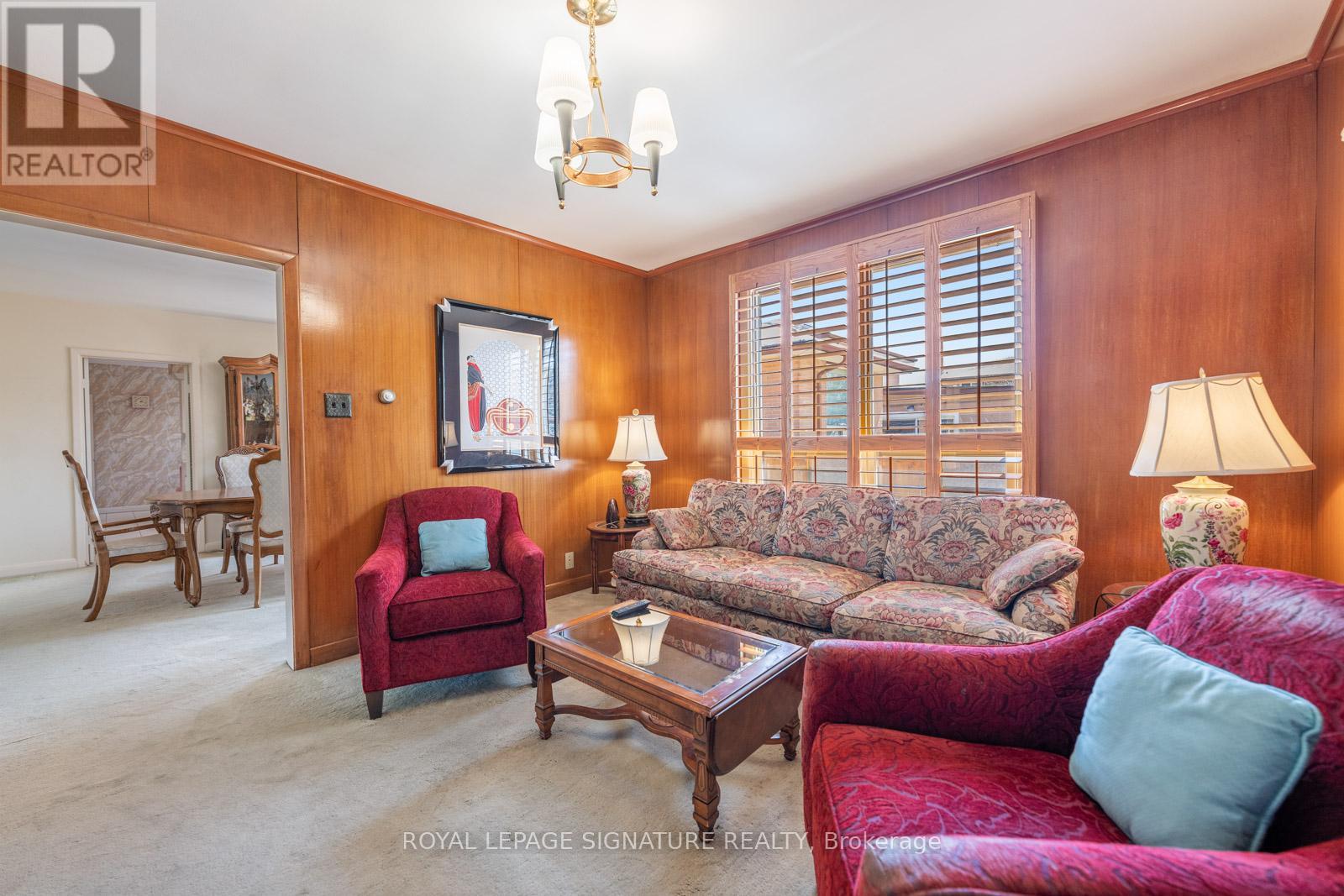 66 Carscadden Drive, Toronto, Ontario  M2R 2A9 - Photo 5 - C12976378