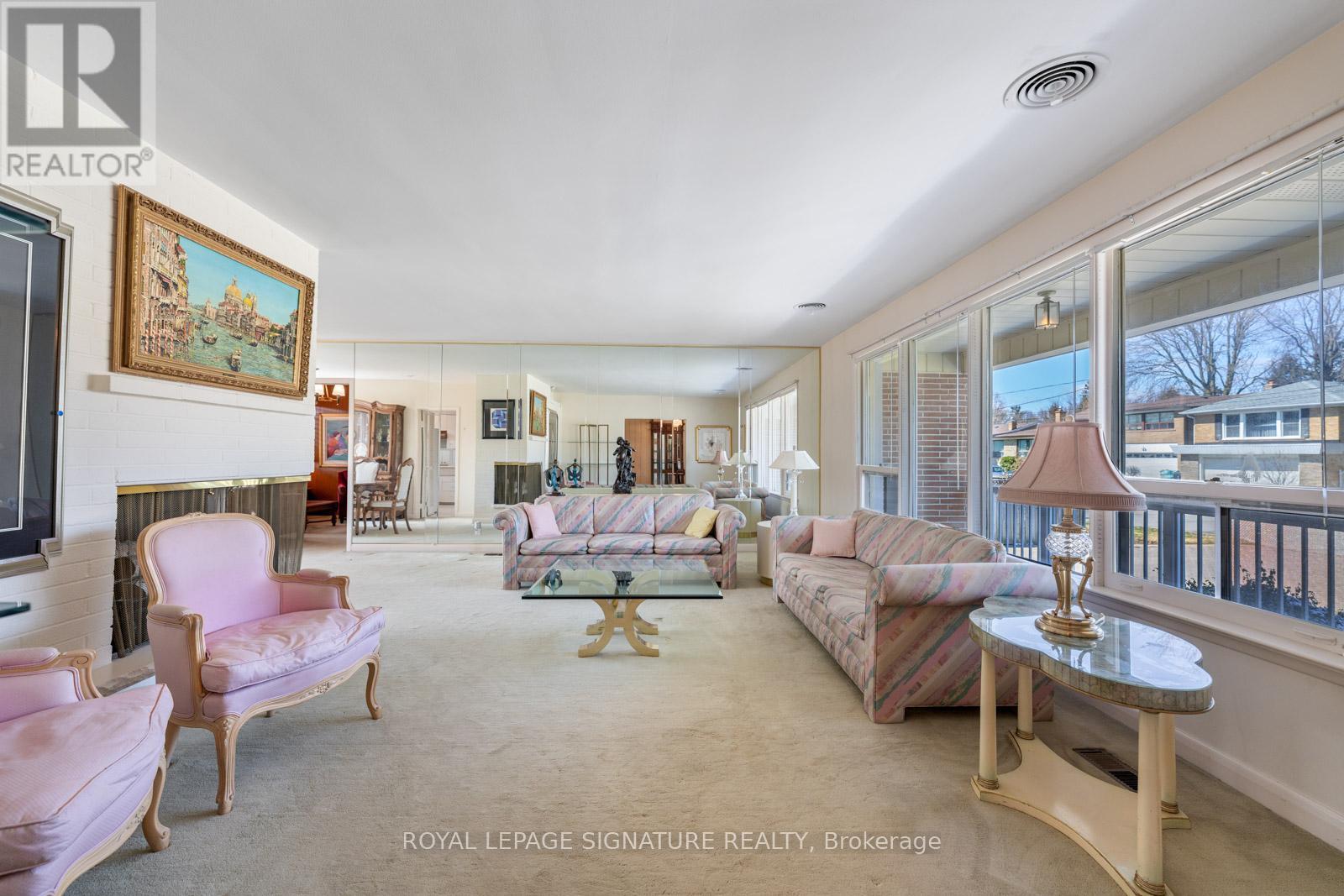 66 Carscadden Drive, Toronto, Ontario  M2R 2A9 - Photo 6 - C12976378