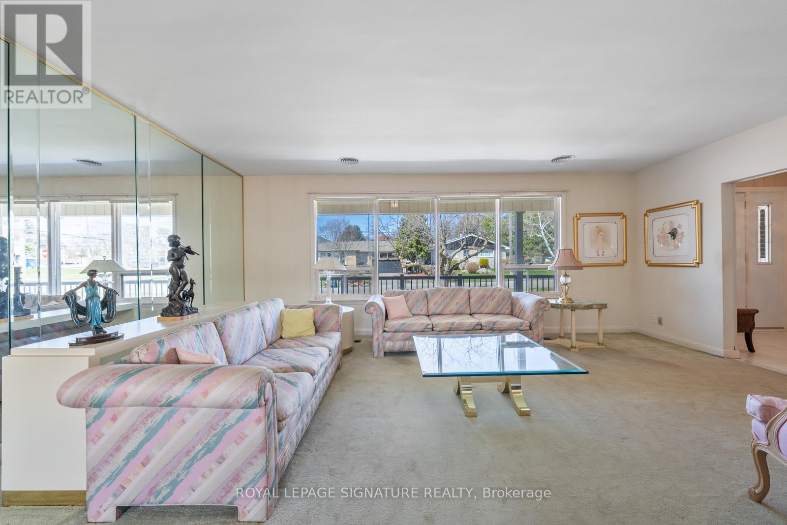 66 Carscadden Drive, Toronto, Ontario  M2R 2A9 - Photo 7 - C12976378