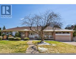 66 CARSCADDEN DRIVE, Toronto, Ontario