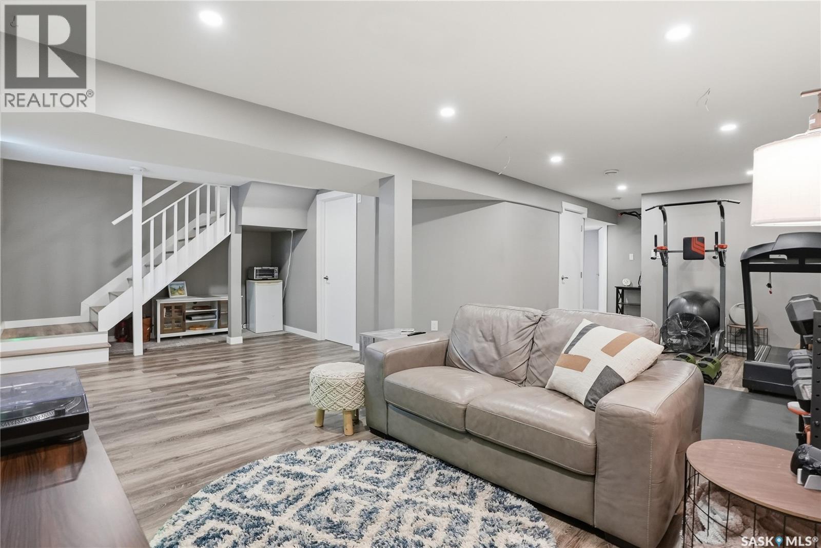 15 Stewart Avenue, Saskatoon, Saskatchewan  S7L 3S5 - Photo 31 - SK032300