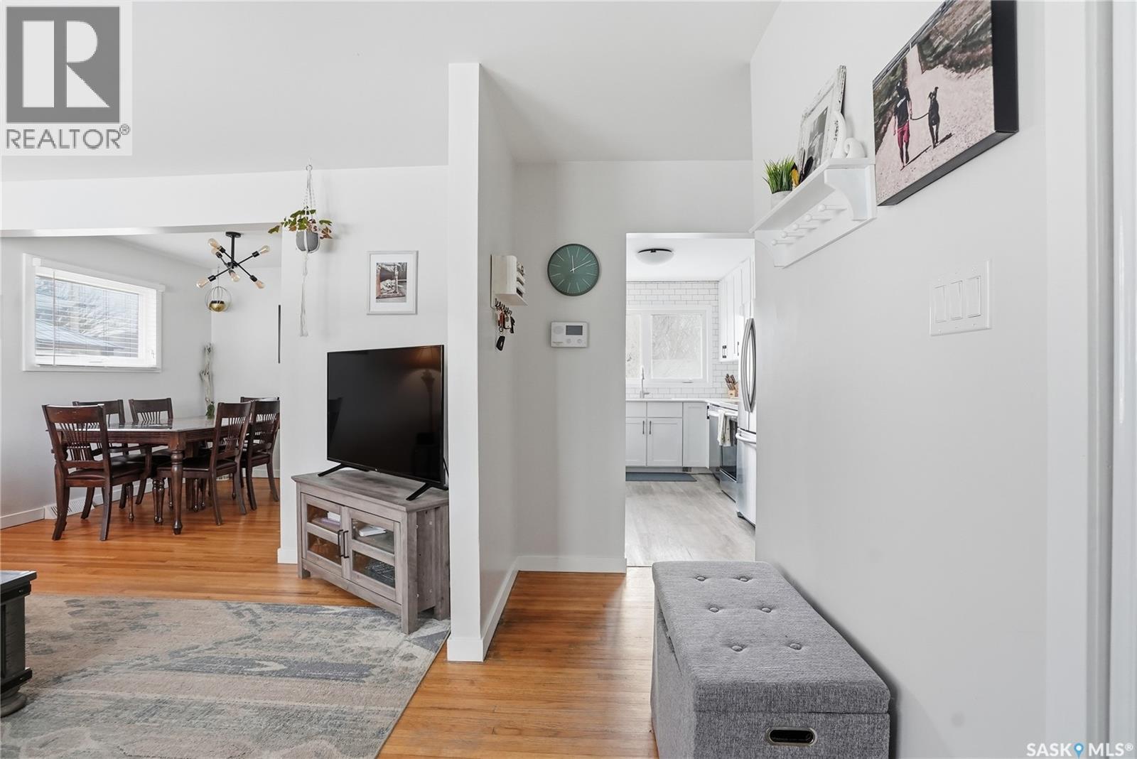 15 Stewart Avenue, Saskatoon, Saskatchewan  S7L 3S5 - Photo 5 - SK032300