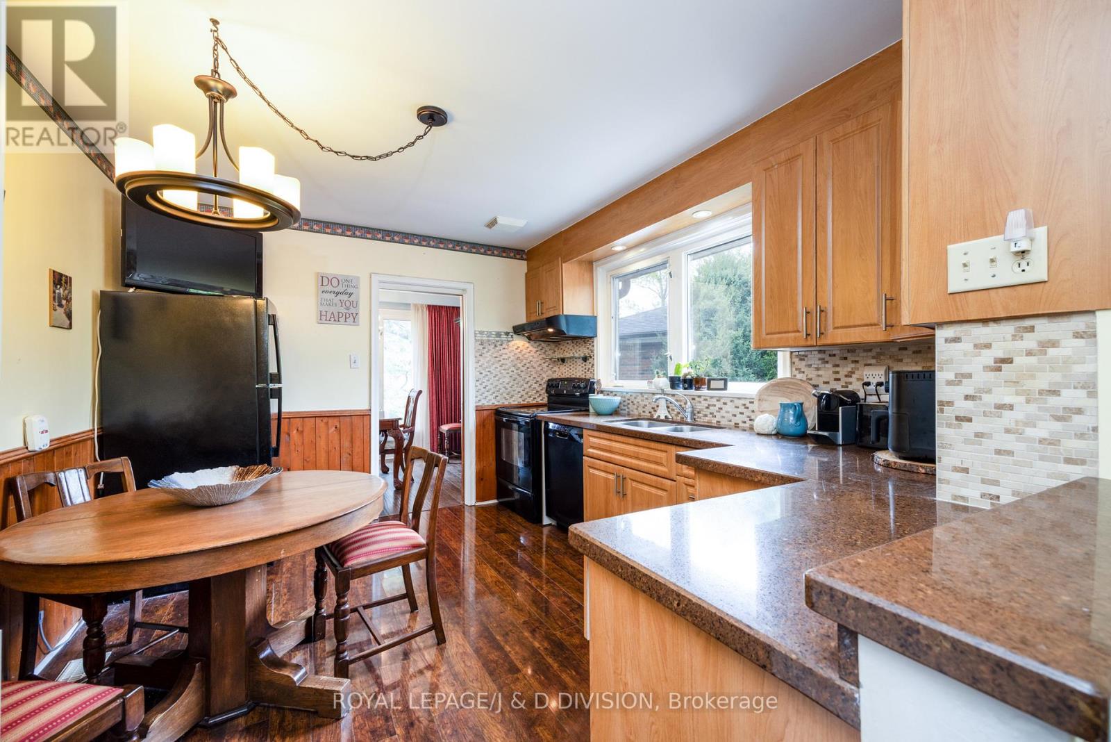 48 Greengrove Crescent, Toronto, Ontario  M3A 1H9 - Photo 10 - C12976408