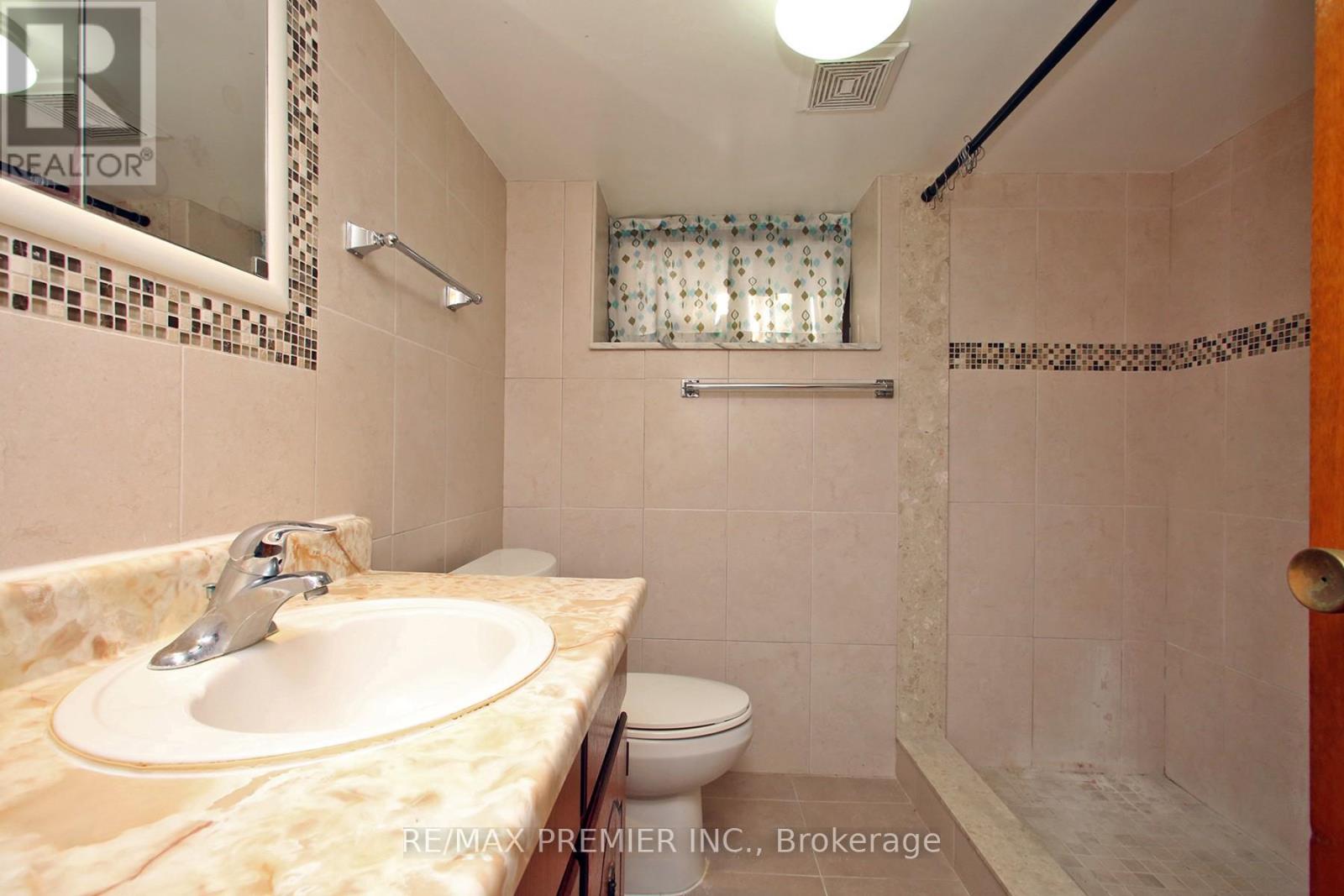172 Lauder Avenue, Toronto, Ontario  M6E 3H4 - Photo 28 - C12976410