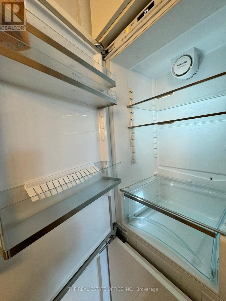 202 - 151 Dan Leckie Way, Toronto, Ontario  M5V 4B2 - Photo 10 - C12976422