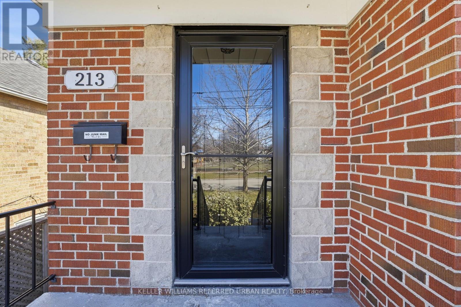 213 Franklin Avenue, Toronto, Ontario  M2N 1C8 - Photo 3 - C12976446