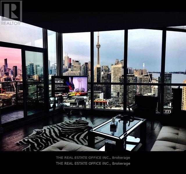 Ph02 - 219 Fort York Boulevard, Toronto, Ontario  M5V 1B1 - Photo 14 - C12976456