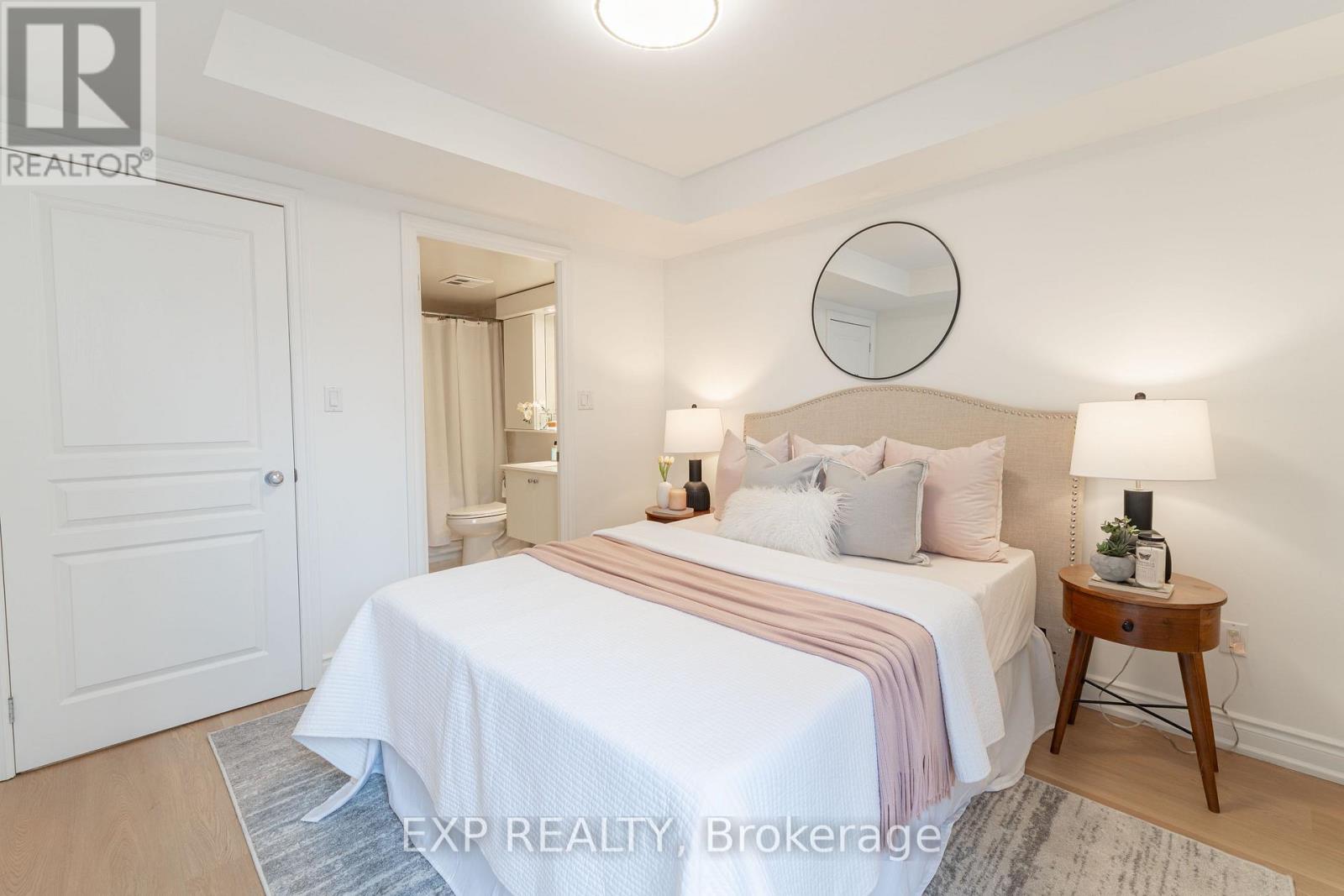 1603 - 801 Bay Street, Toronto, Ontario  M5S 1Y9 - Photo 13 - C12976460