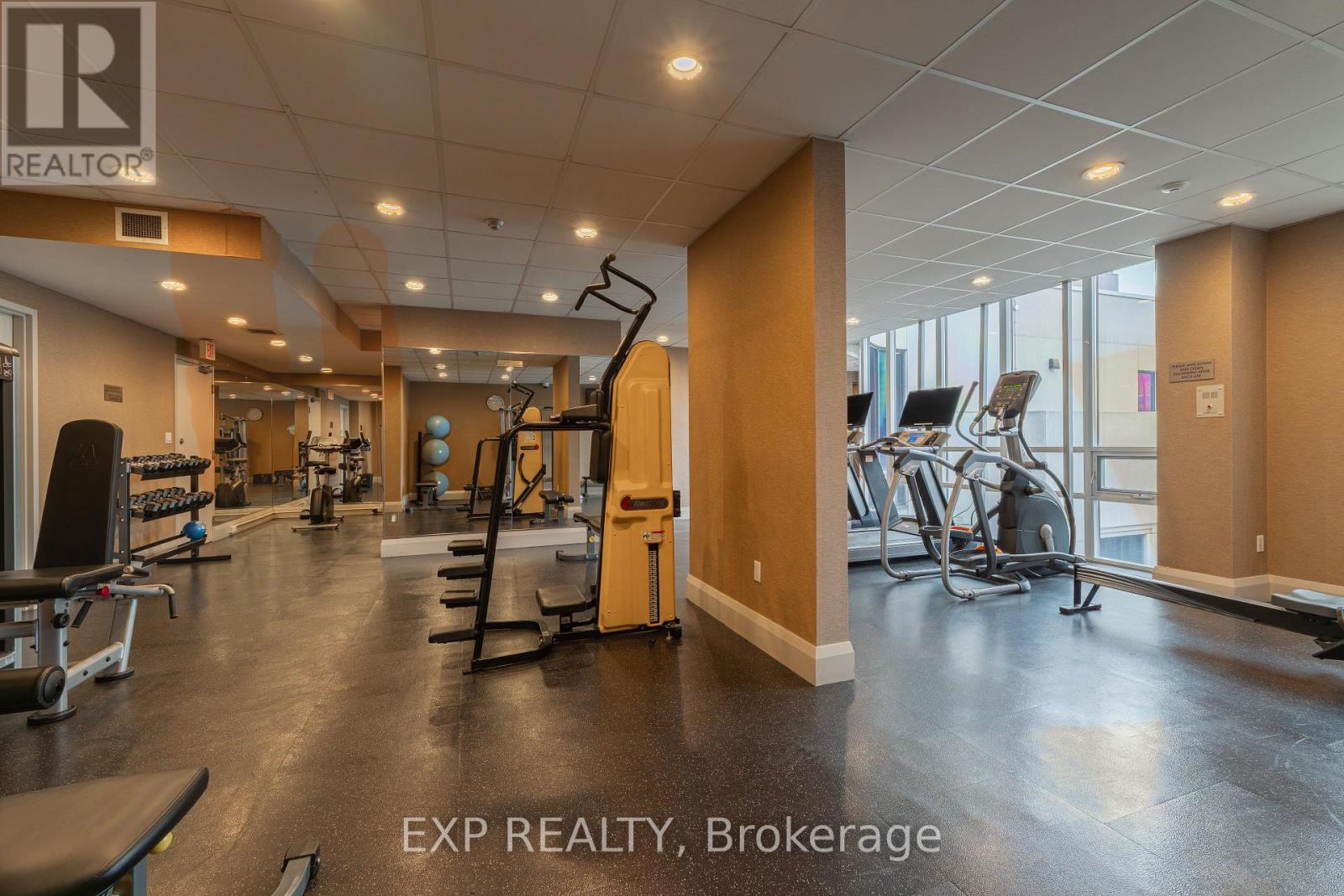 1603 - 801 Bay Street, Toronto, Ontario  M5S 1Y9 - Photo 18 - C12976460