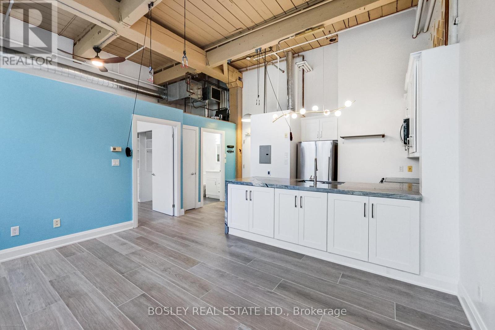 211 - 284 St. Helens Avenue, Toronto, Ontario  M6H 4A4 - Photo 11 - C12976494