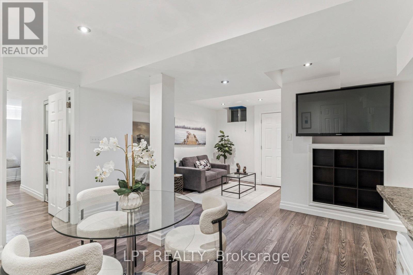 61 Minerva Avenue, Toronto, Ontario  M1M 0C2 - Photo 37 - E12976366