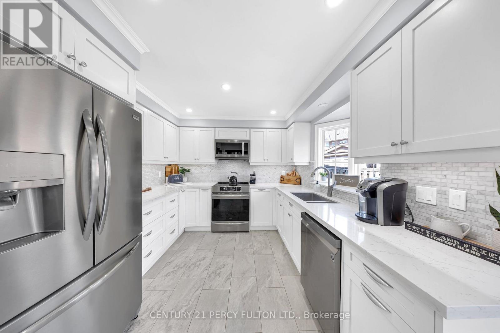 128 Bowles Drive, Ajax, Ontario  L1T 4C2 - Photo 12 - E12976522