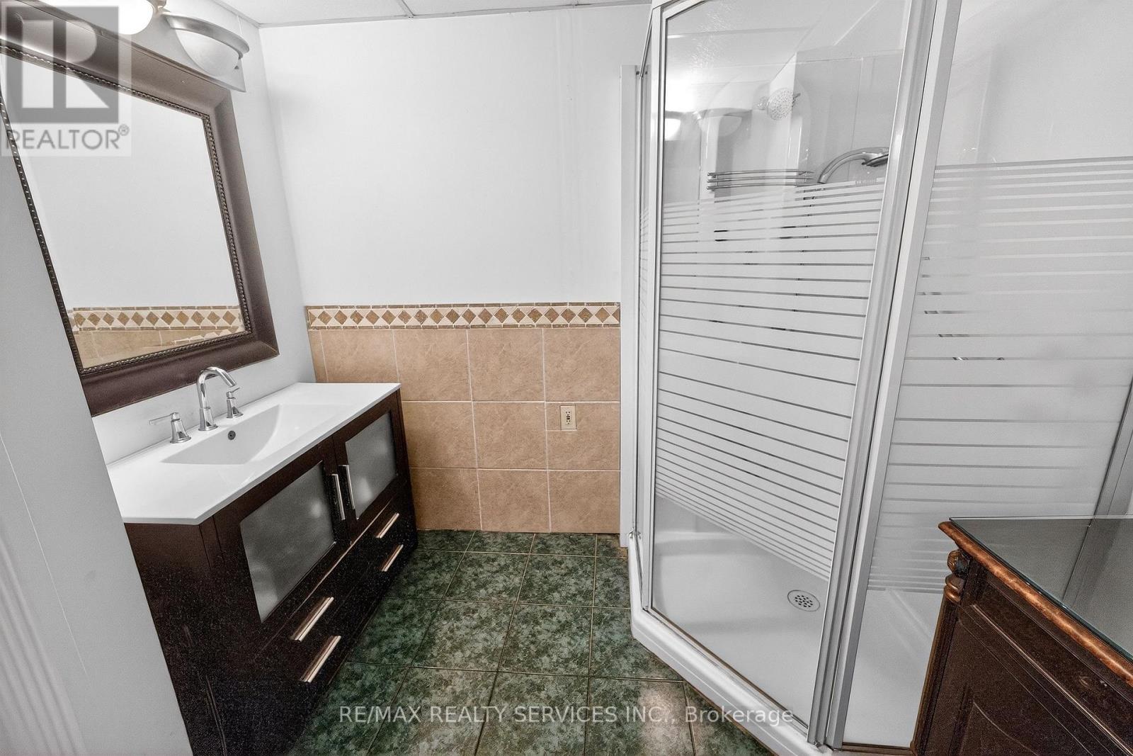 13 Strathy Road, Ajax, Ontario  L1S 2T9 - Photo 27 - E12976568