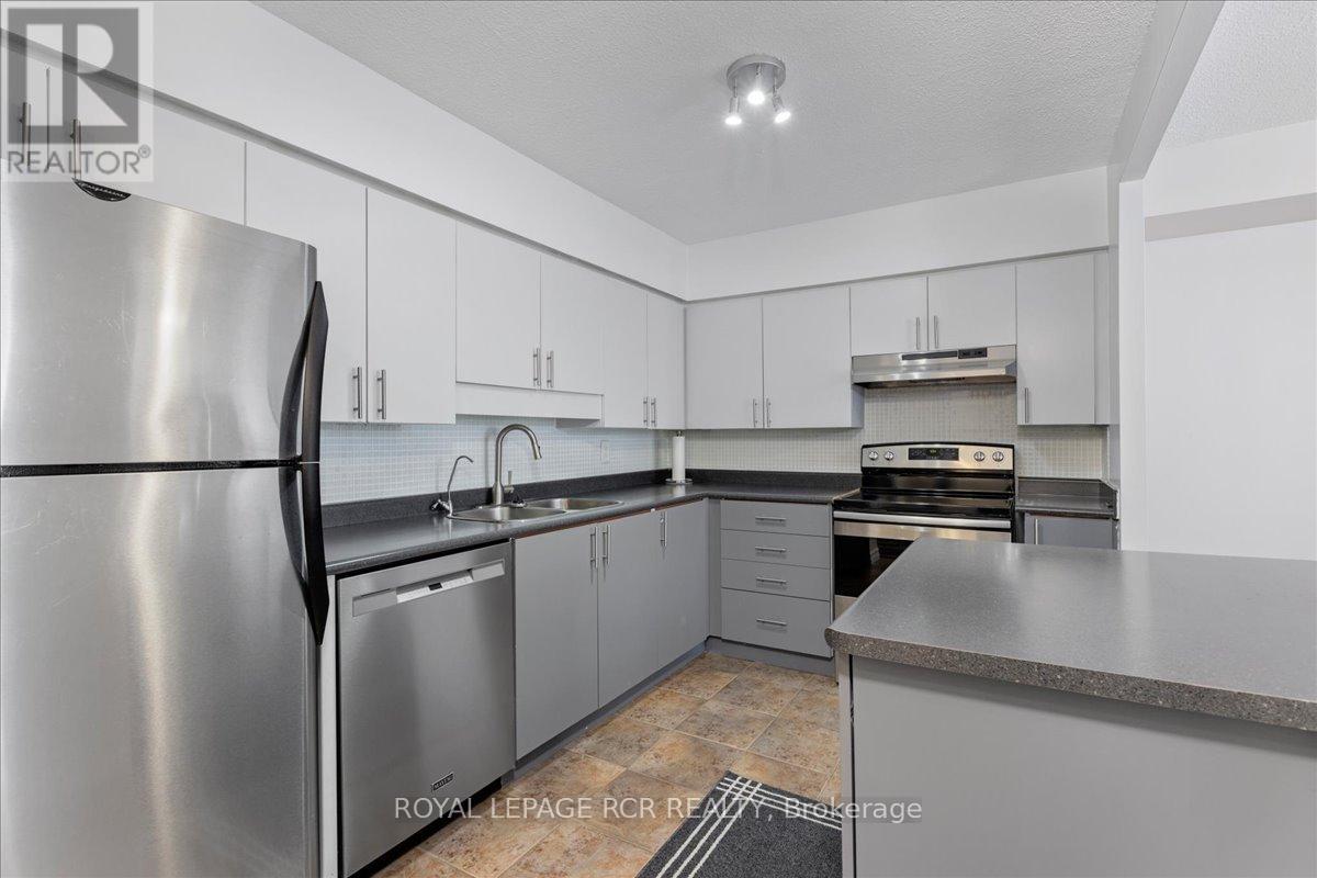 613 - 260 Davis Drive, Newmarket, Ontario  L3Y 7C3 - Photo 10 - N12975264