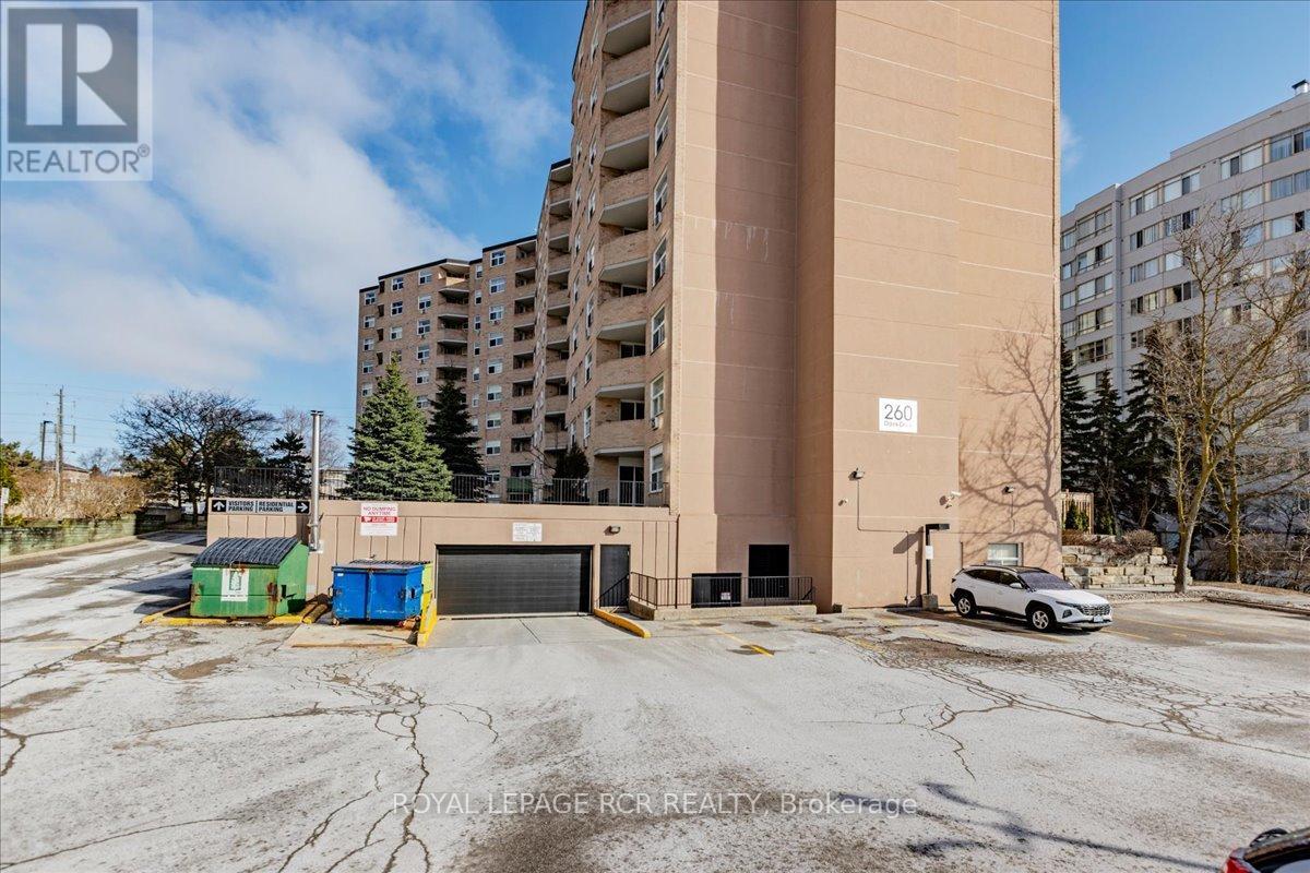 613 - 260 Davis Drive, Newmarket, Ontario  L3Y 7C3 - Photo 2 - N12975264