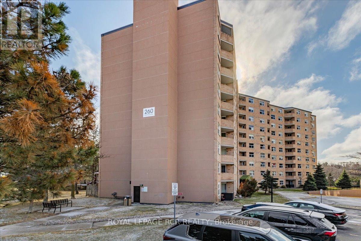 613 - 260 Davis Drive, Newmarket, Ontario  L3Y 7C3 - Photo 3 - N12975264