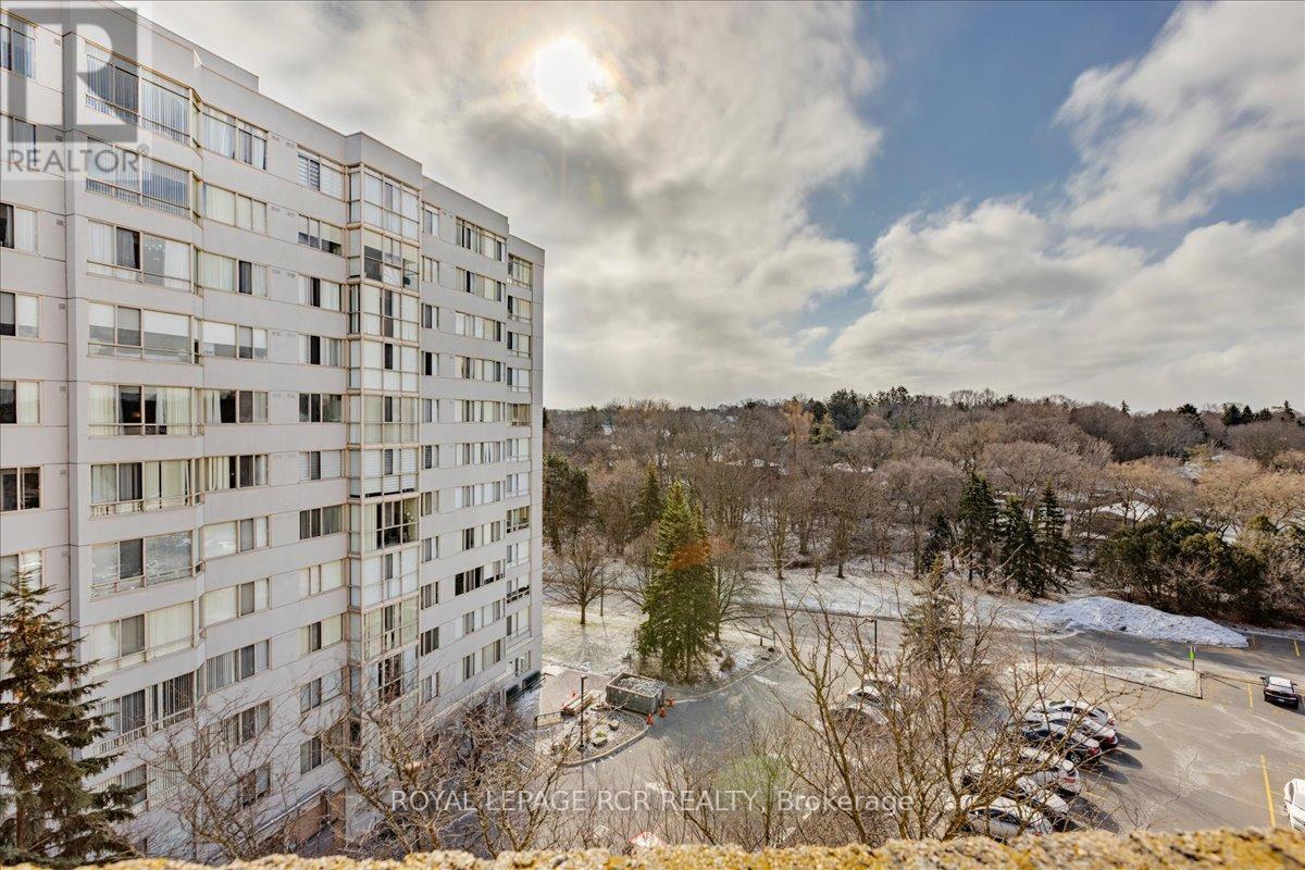 613 - 260 Davis Drive, Newmarket, Ontario  L3Y 7C3 - Photo 15 - N12975264