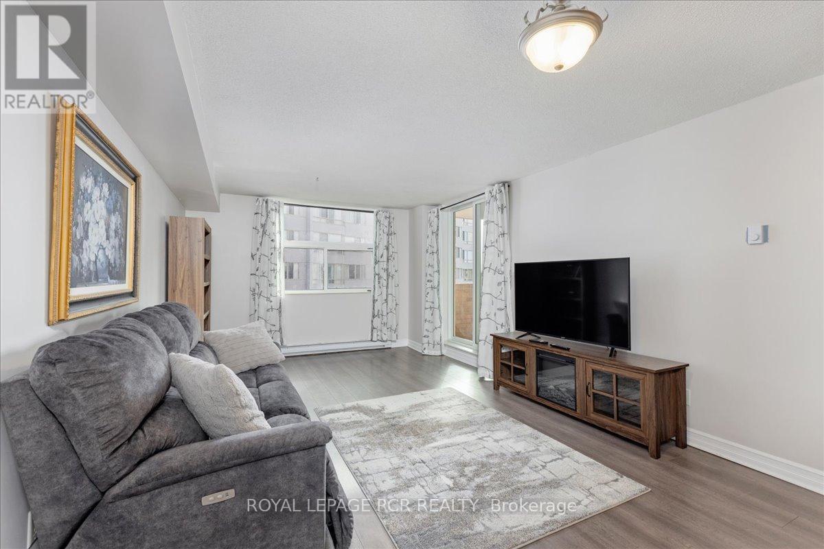 613 - 260 Davis Drive, Newmarket, Ontario  L3Y 7C3 - Photo 13 - N12975264