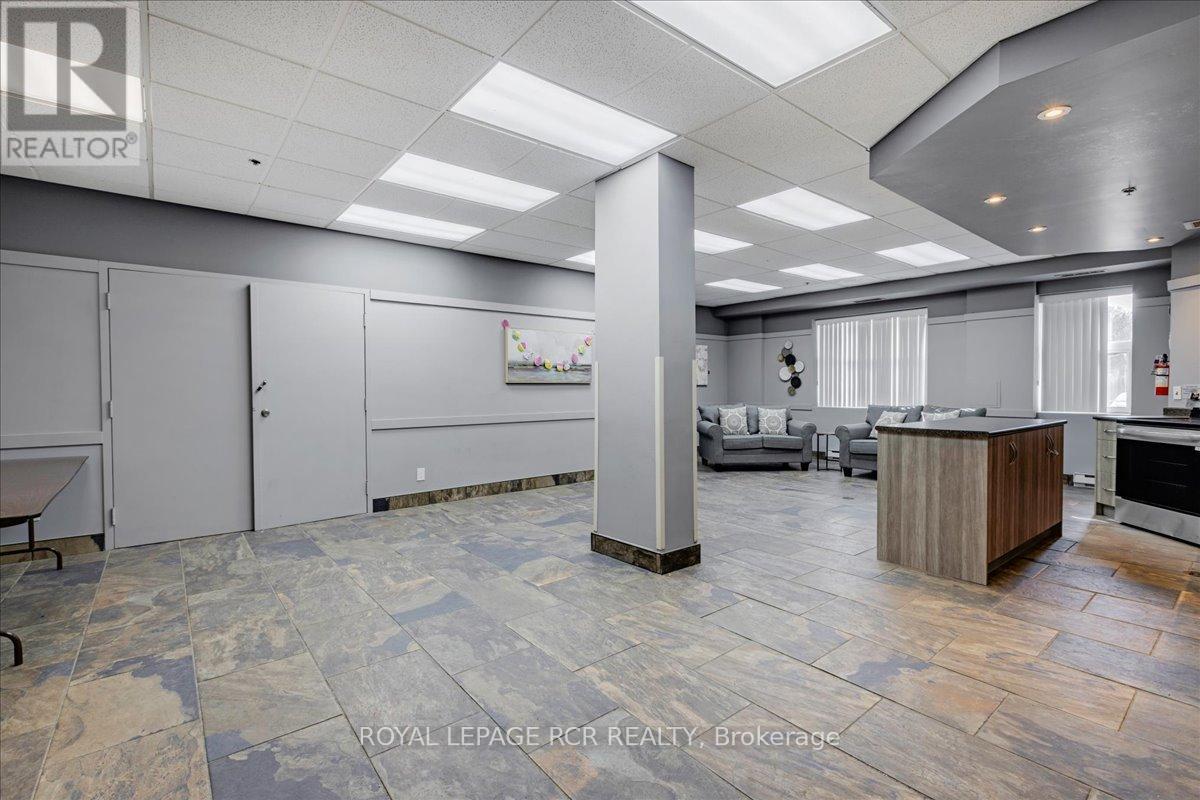 613 - 260 Davis Drive, Newmarket, Ontario  L3Y 7C3 - Photo 24 - N12975264