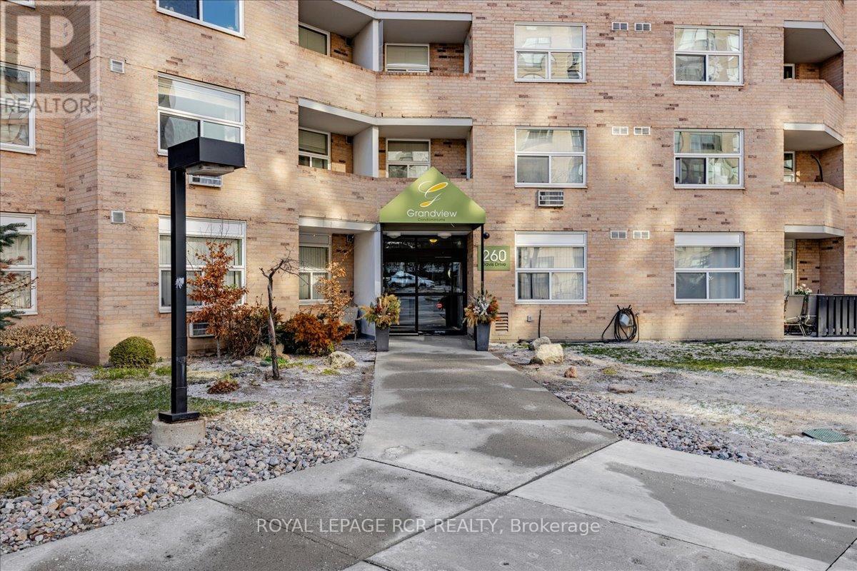 613 - 260 Davis Drive, Newmarket, Ontario  L3Y 7C3 - Photo 4 - N12975264