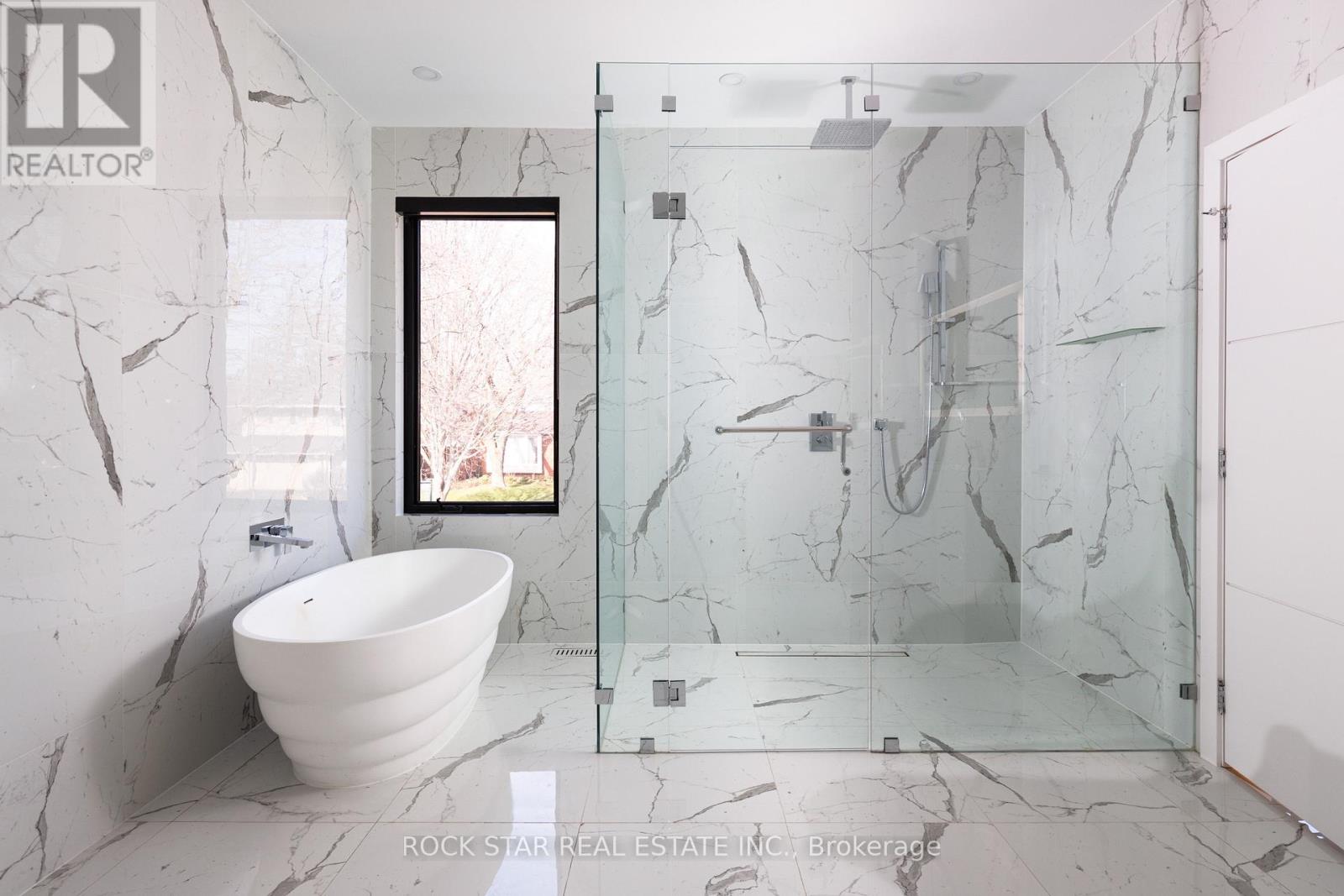 370 Goodram Drive, Burlington, Ontario  L7L 2K1 - Photo 25 - W12972366