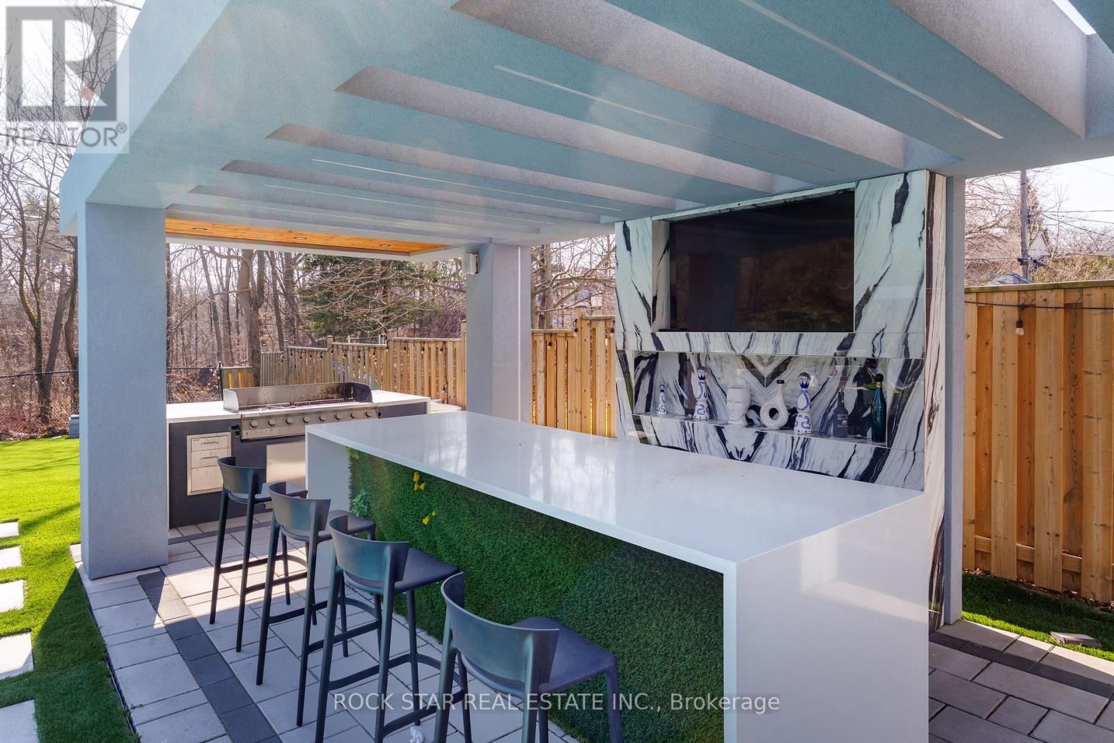 370 Goodram Drive, Burlington, Ontario  L7L 2K1 - Photo 37 - W12972366