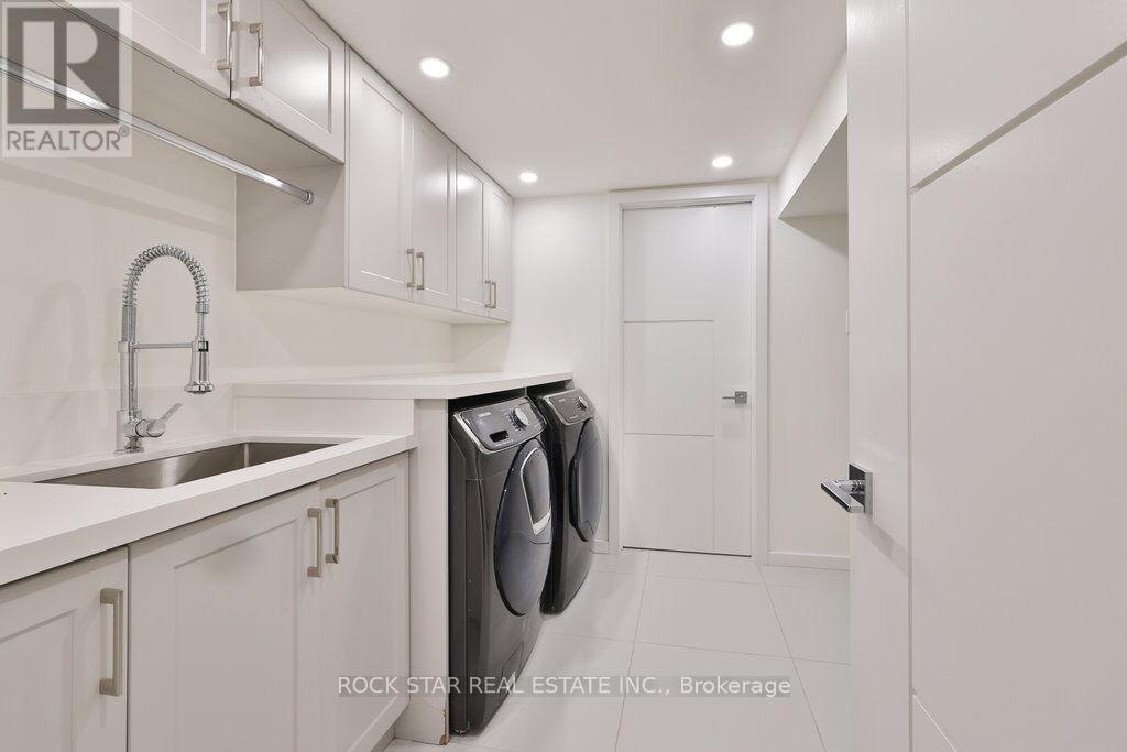 370 Goodram Drive, Burlington, Ontario  L7L 2K1 - Photo 34 - W12972366