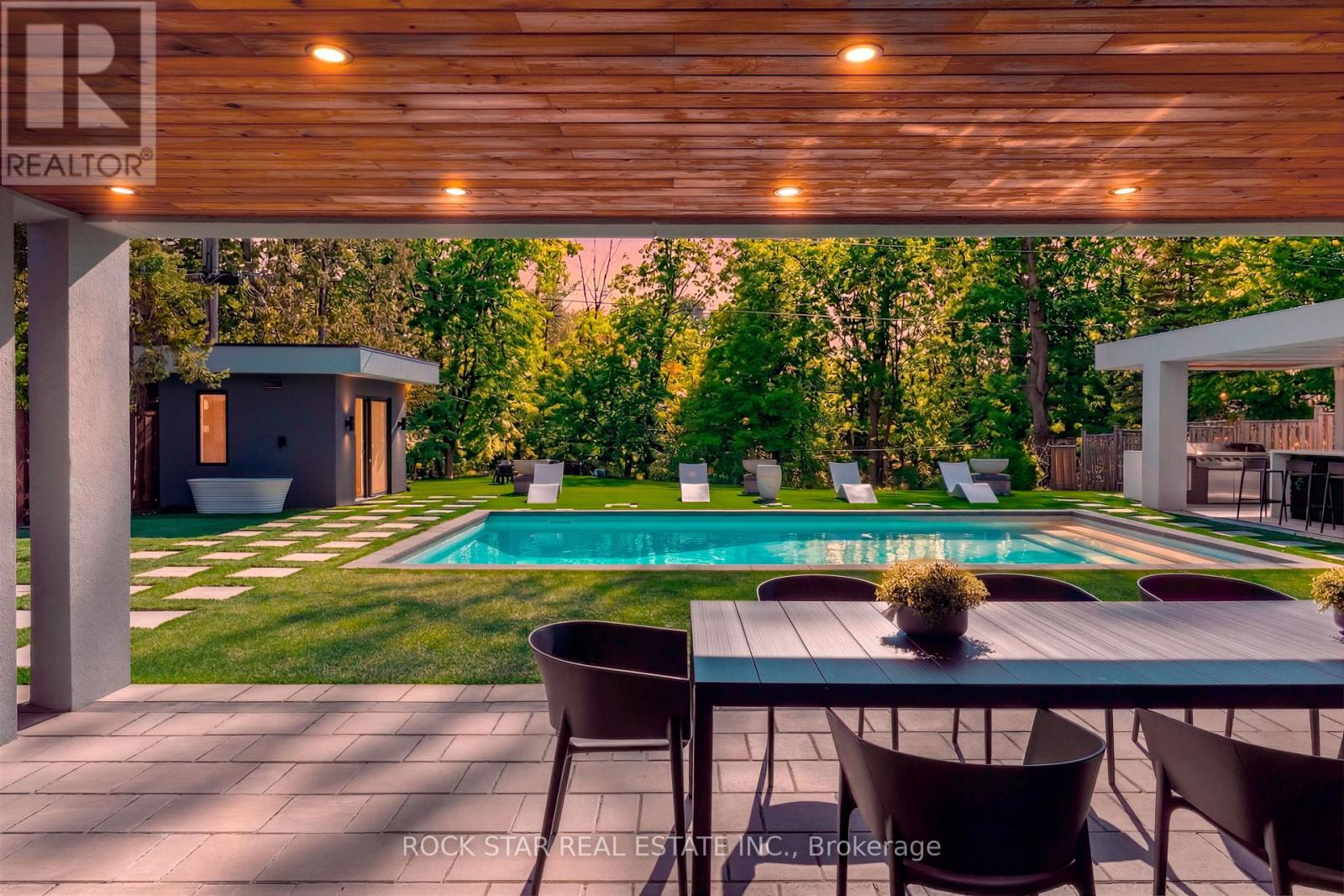 370 Goodram Drive, Burlington, Ontario  L7L 2K1 - Photo 35 - W12972366