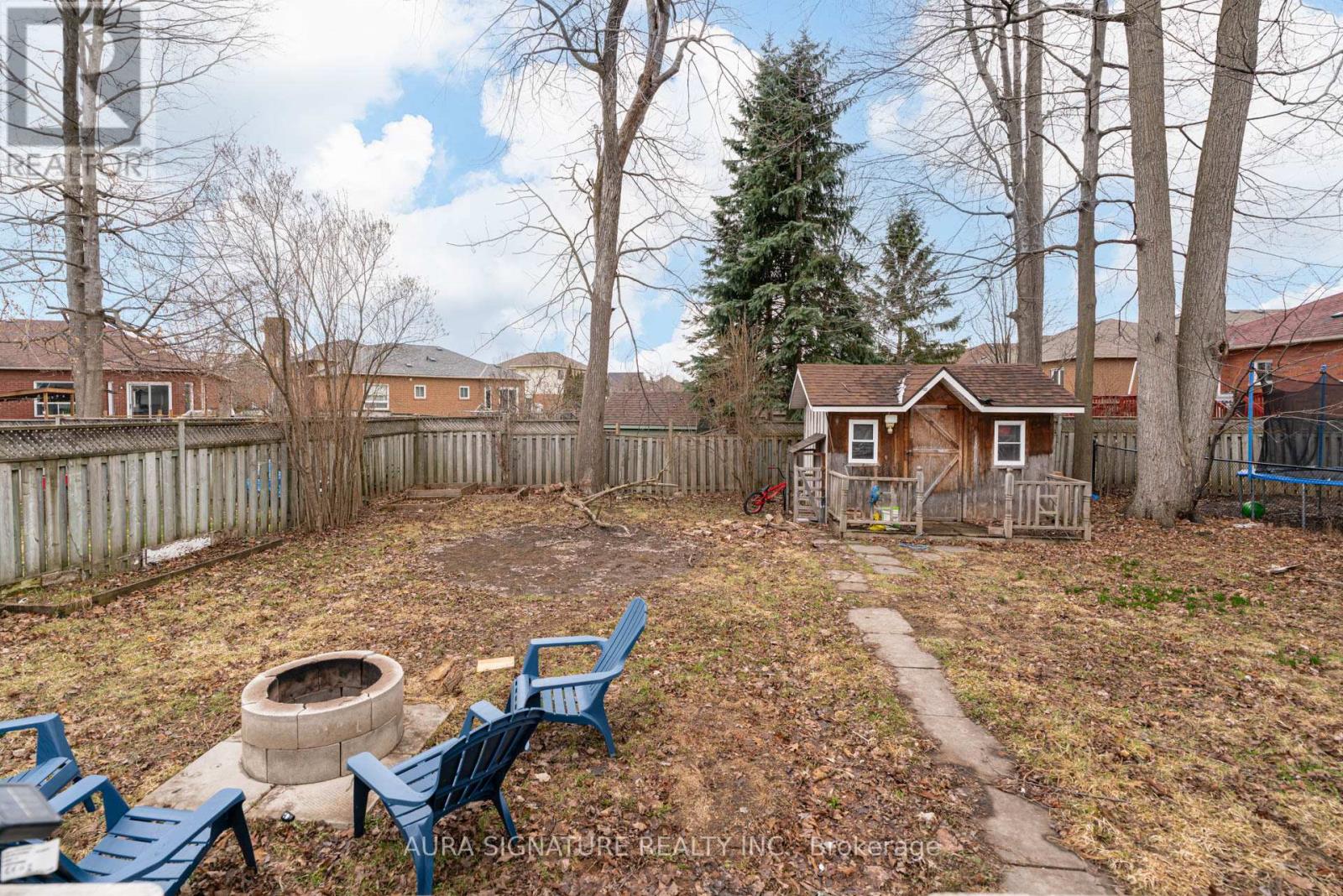 20 Riveredge Drive, Georgina, Ontario  L4P 2N9 - Photo 24 - N12976156