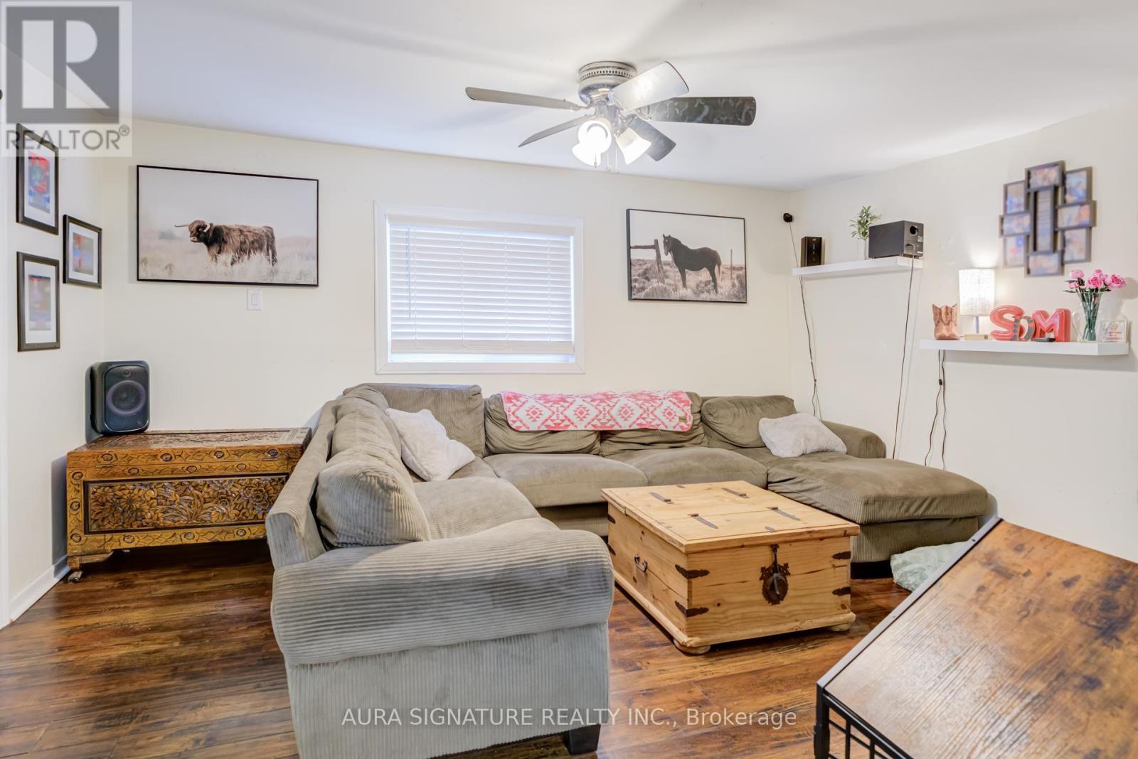 20 Riveredge Drive, Georgina, Ontario  L4P 2N9 - Photo 6 - N12976156