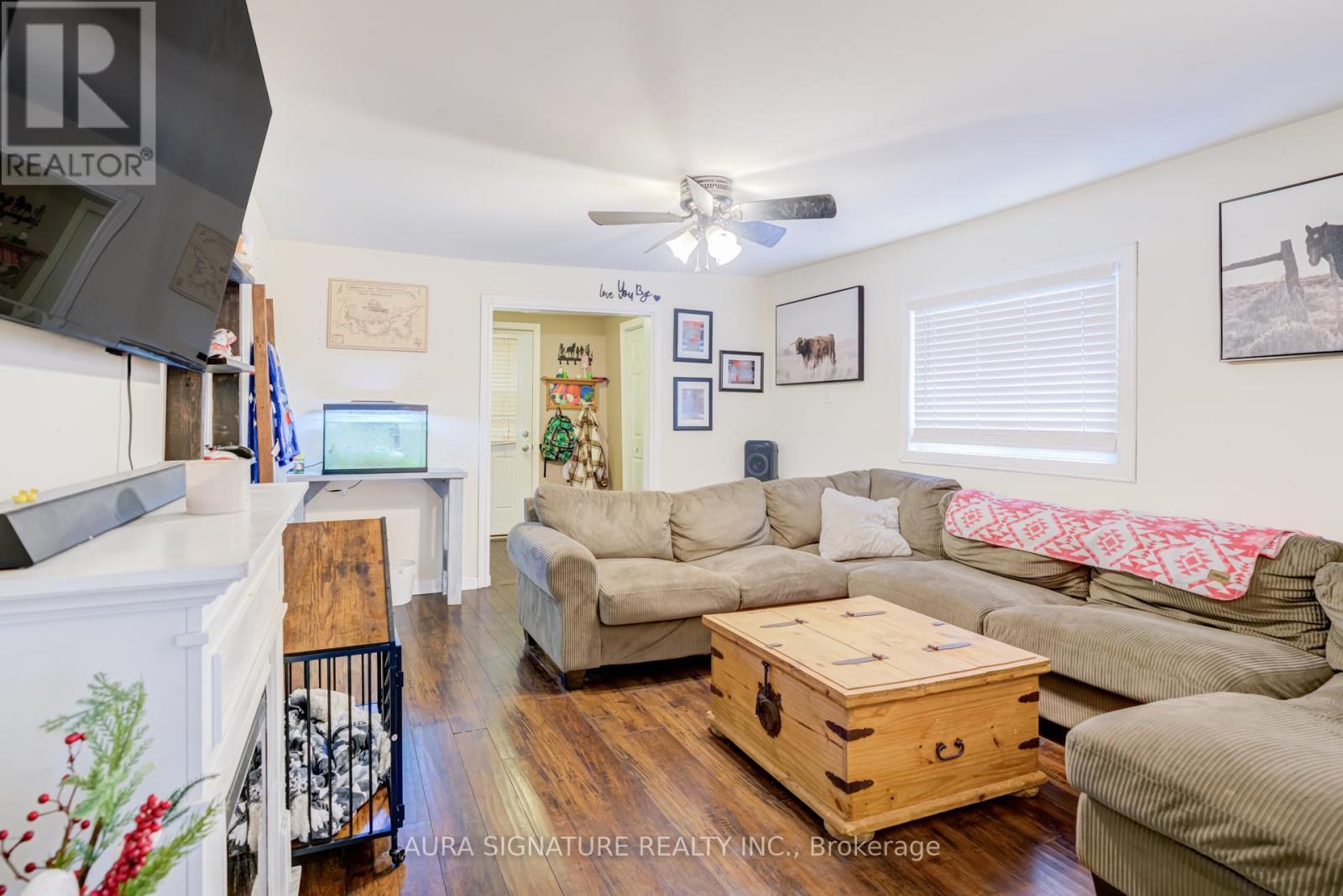 20 Riveredge Drive, Georgina, Ontario  L4P 2N9 - Photo 7 - N12976156