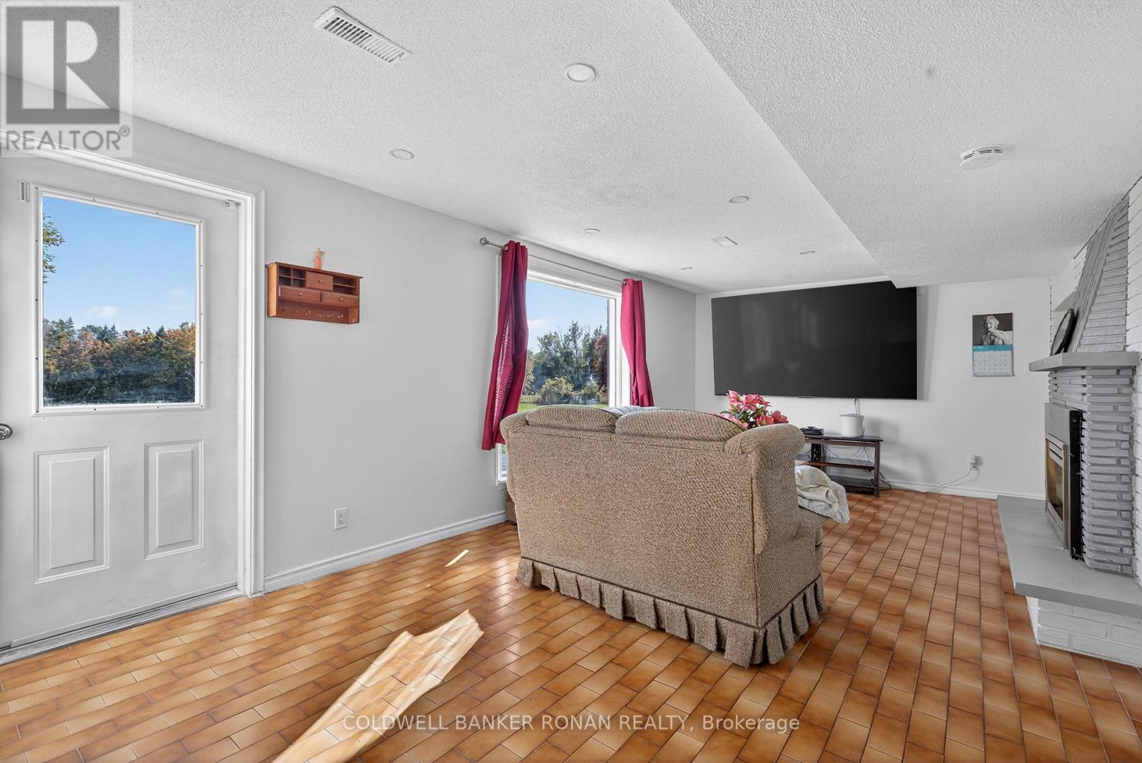 5697 2nd Line, New Tecumseth, Ontario  L0G 1T0 - Photo 32 - N12976162