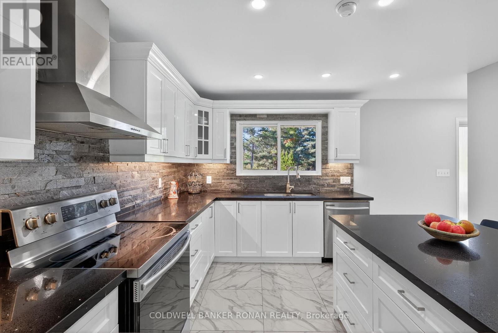 5697 2nd Line, New Tecumseth, Ontario  L0G 1T0 - Photo 7 - N12976162