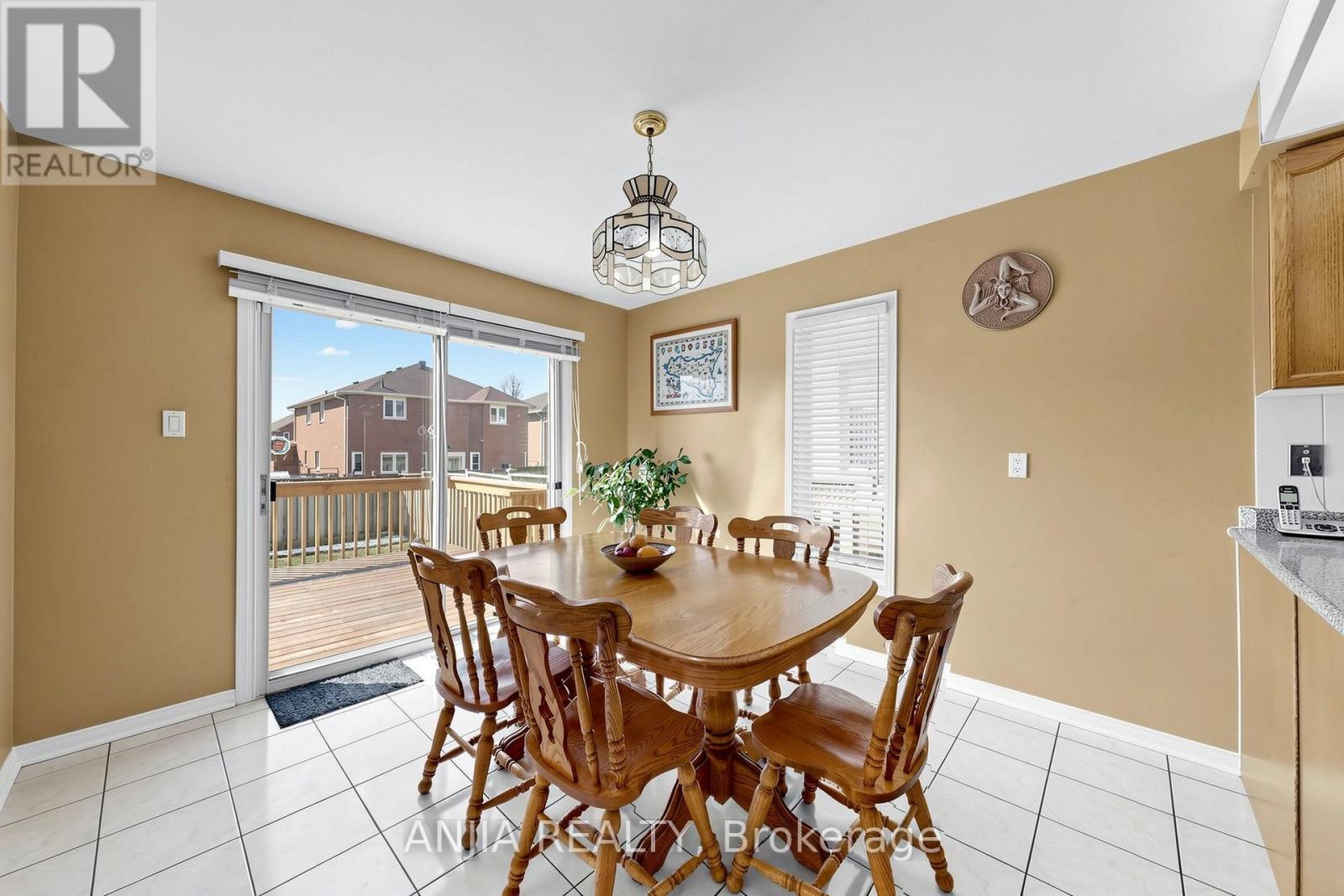 84 Havagal Crescent, Markham, Ontario  L3P 7G5 - Photo 13 - N12976222