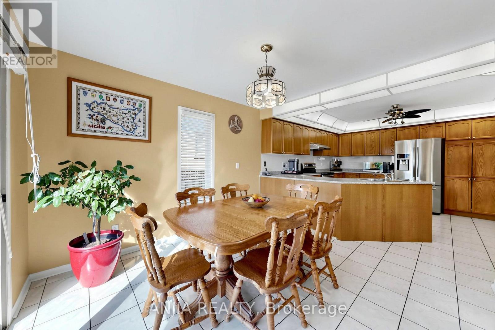 84 Havagal Crescent, Markham, Ontario  L3P 7G5 - Photo 15 - N12976222