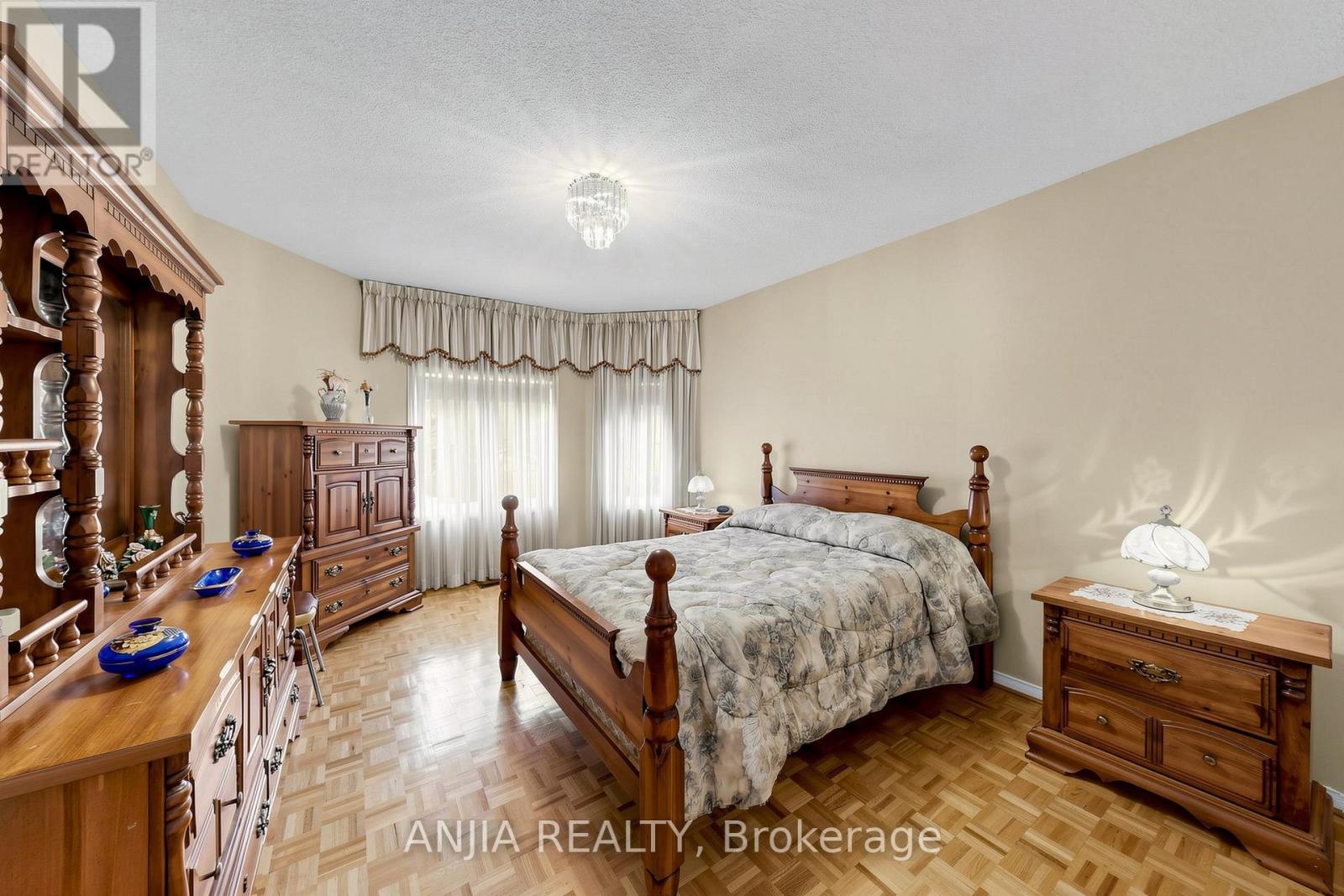 84 Havagal Crescent, Markham, Ontario  L3P 7G5 - Photo 28 - N12976222