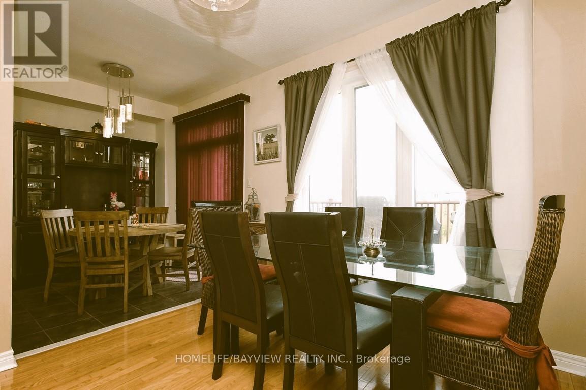 60 - 8 Townwood Drive, Richmond Hill, Ontario  L4E 4Y3 - Photo 11 - N12976246