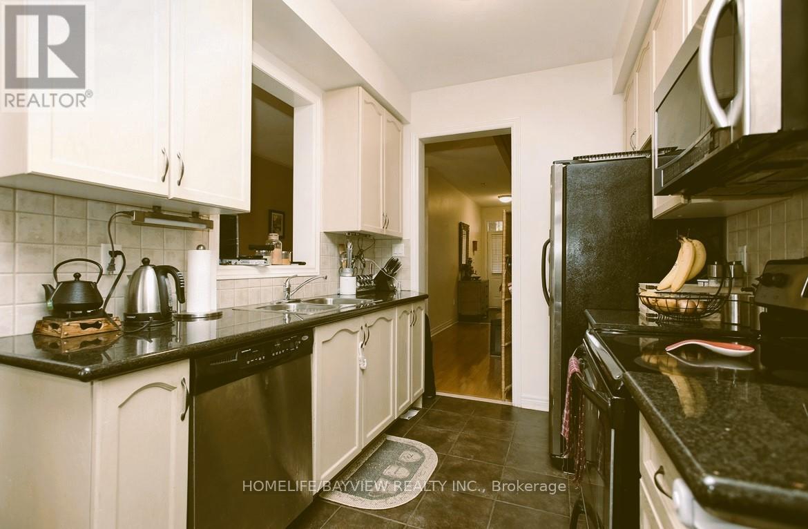 60 - 8 Townwood Drive, Richmond Hill, Ontario  L4E 4Y3 - Photo 12 - N12976246