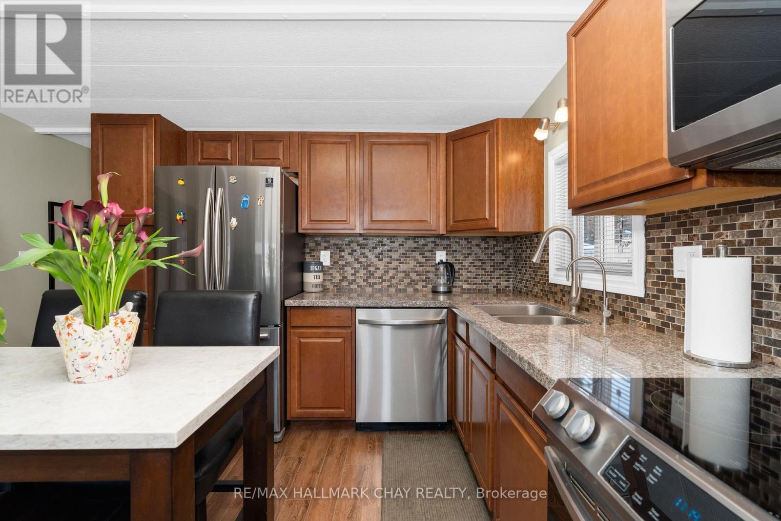 42 - 4976 25th Side Road, Essa, Ontario  L0L 1N0 - Photo 6 - N12976254