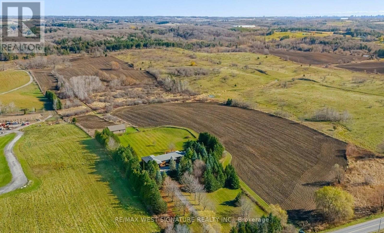 13485 8th Concession, King, Ontario  L7B 1K4 - Photo 36 - N12976270