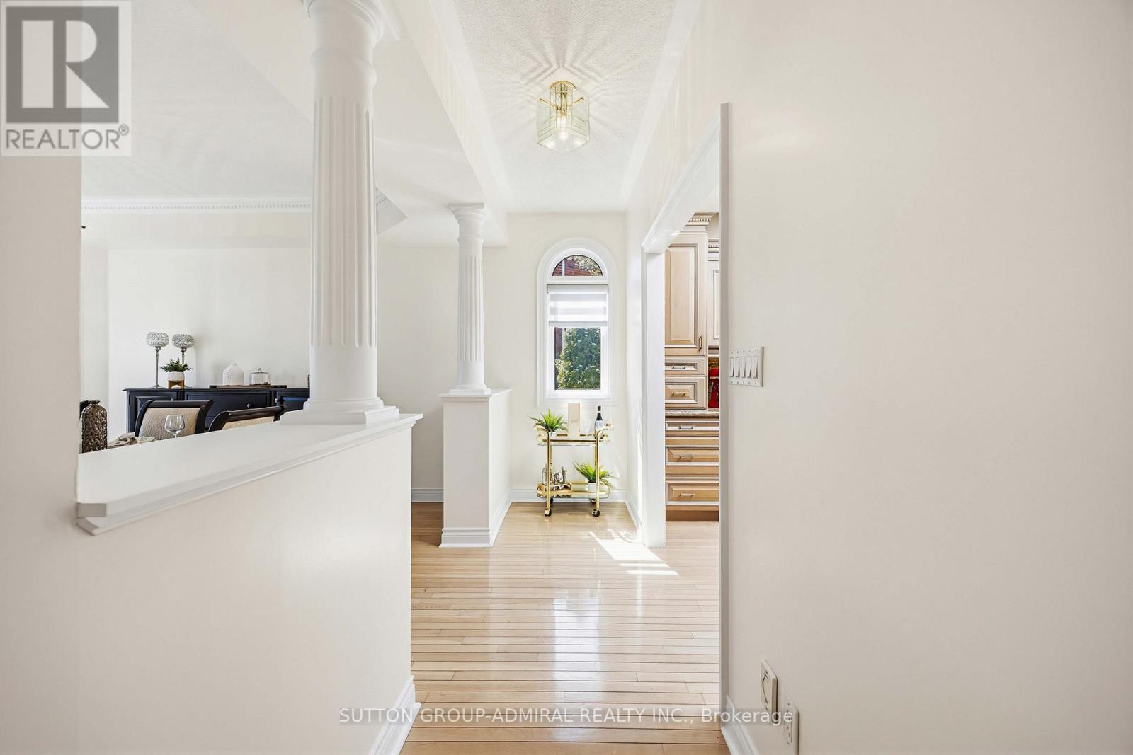 71 Glacier Court, Vaughan, Ontario  L6A 2V3 - Photo 10 - N12976274